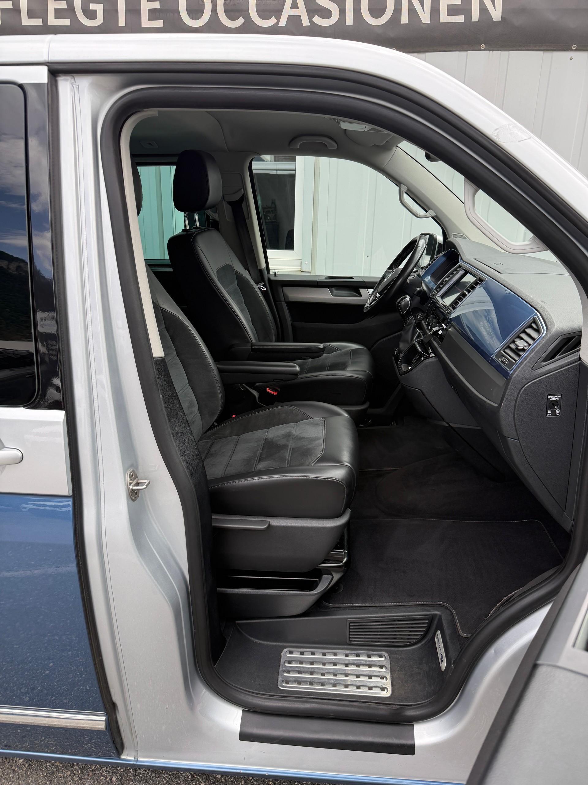 VW T6 Multivan 2.0 Bi-TDI Comfortline 4Motion DSG-image-12