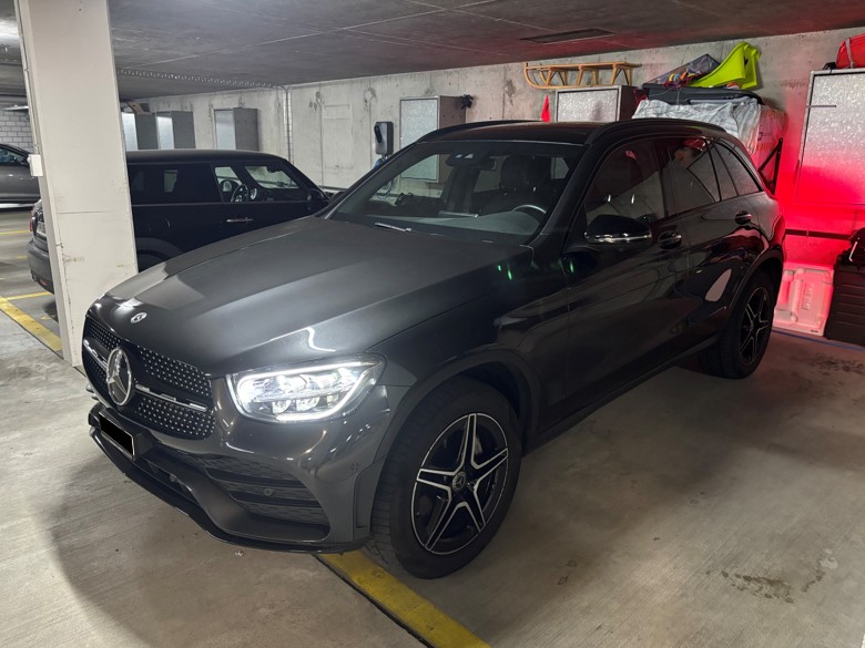 MERCEDES-BENZ GLC 300 e AMG Line 4m-image-0