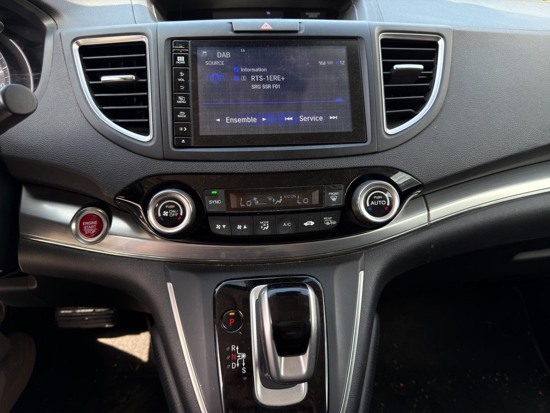 HONDA CR-V 1.6 i-DTEC Executive 4WD-image-27