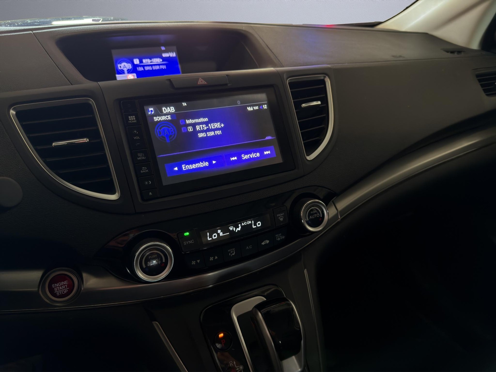 HONDA CR-V 1.6 i-DTEC Executive 4WD-image-24