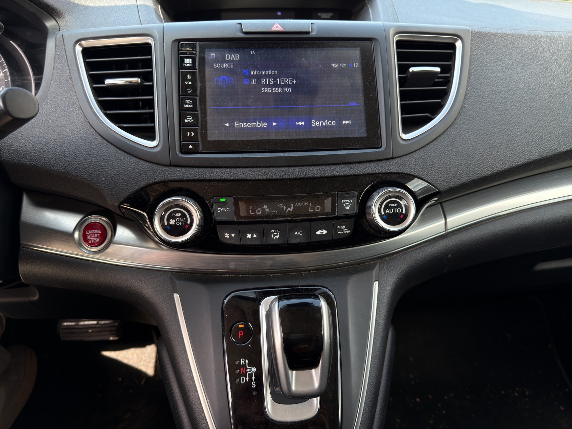 HONDA CR-V 1.6 i-DTEC Executive 4WD-image-12