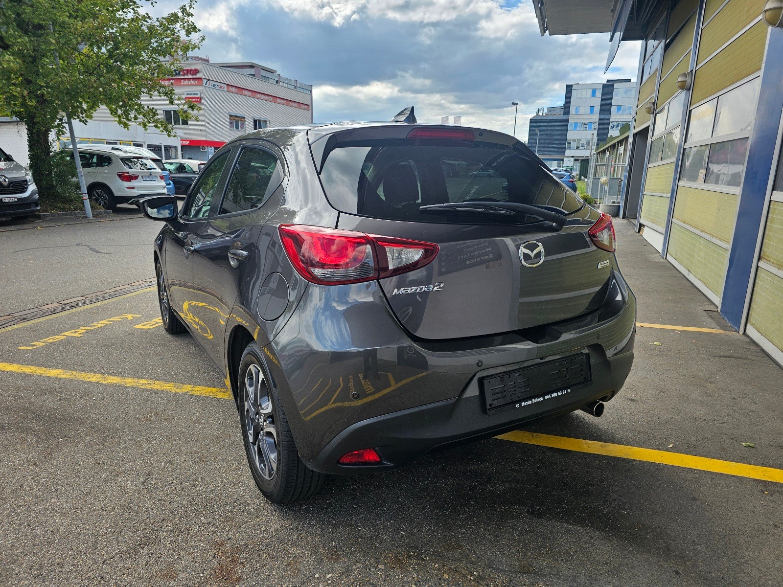 MAZDA 2 1.5 90 Revolution-image-7
