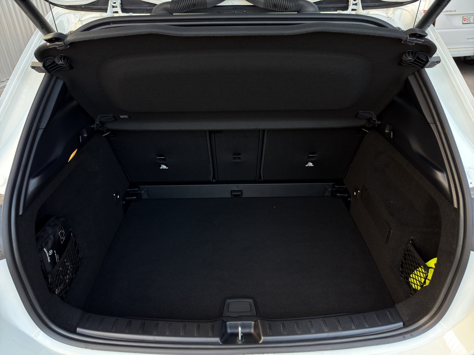 MERCEDES-BENZ GLA 250 4Matic 8G-DCT Swiss Star - AMG Line Premium Plus - AHK - Head-up - Panoramadach-image-13