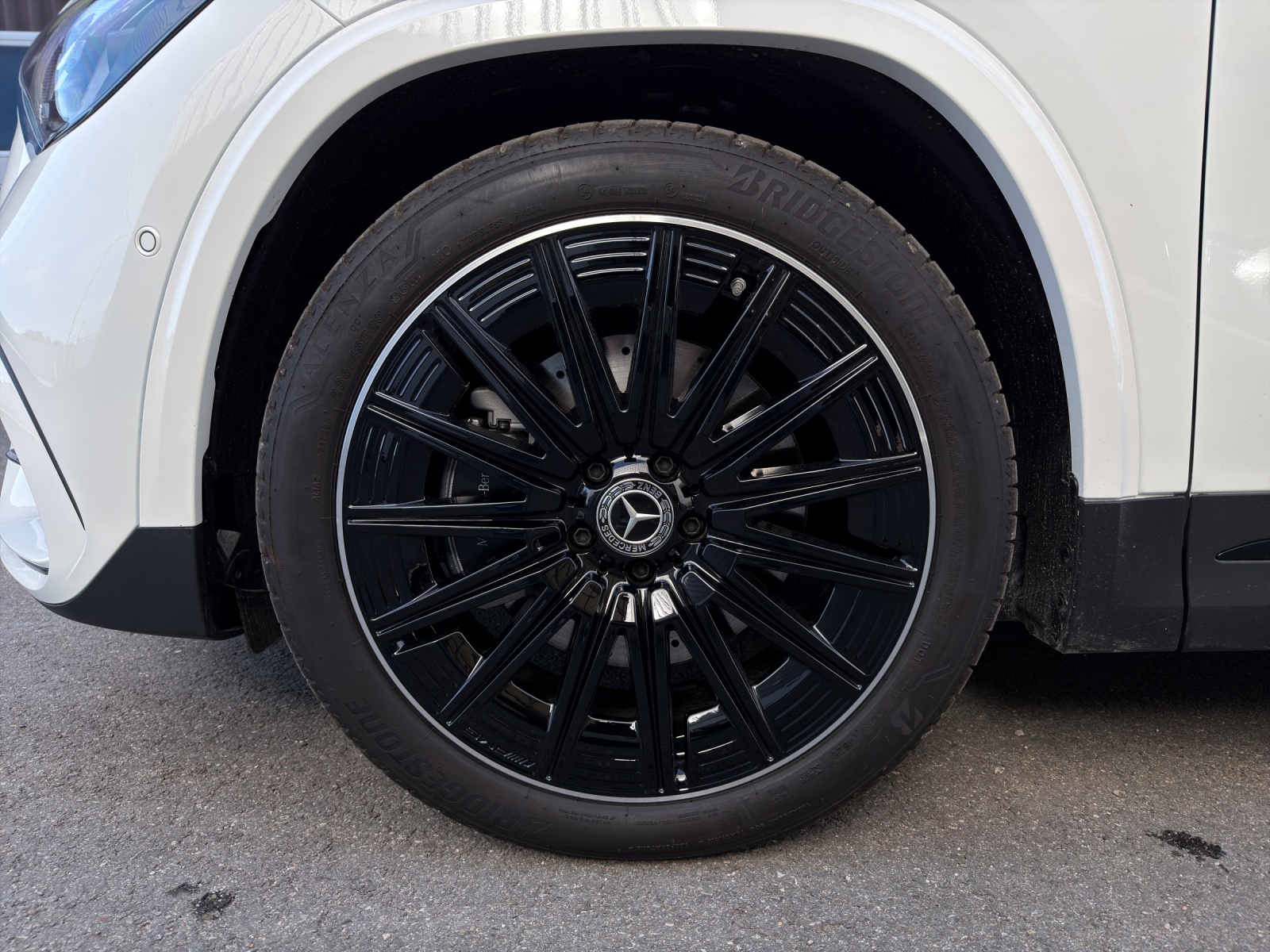 MERCEDES-BENZ GLA 250 4Matic 8G-DCT Swiss Star - AMG Line Premium Plus - AHK - Head-up - Panoramadach-image-14
