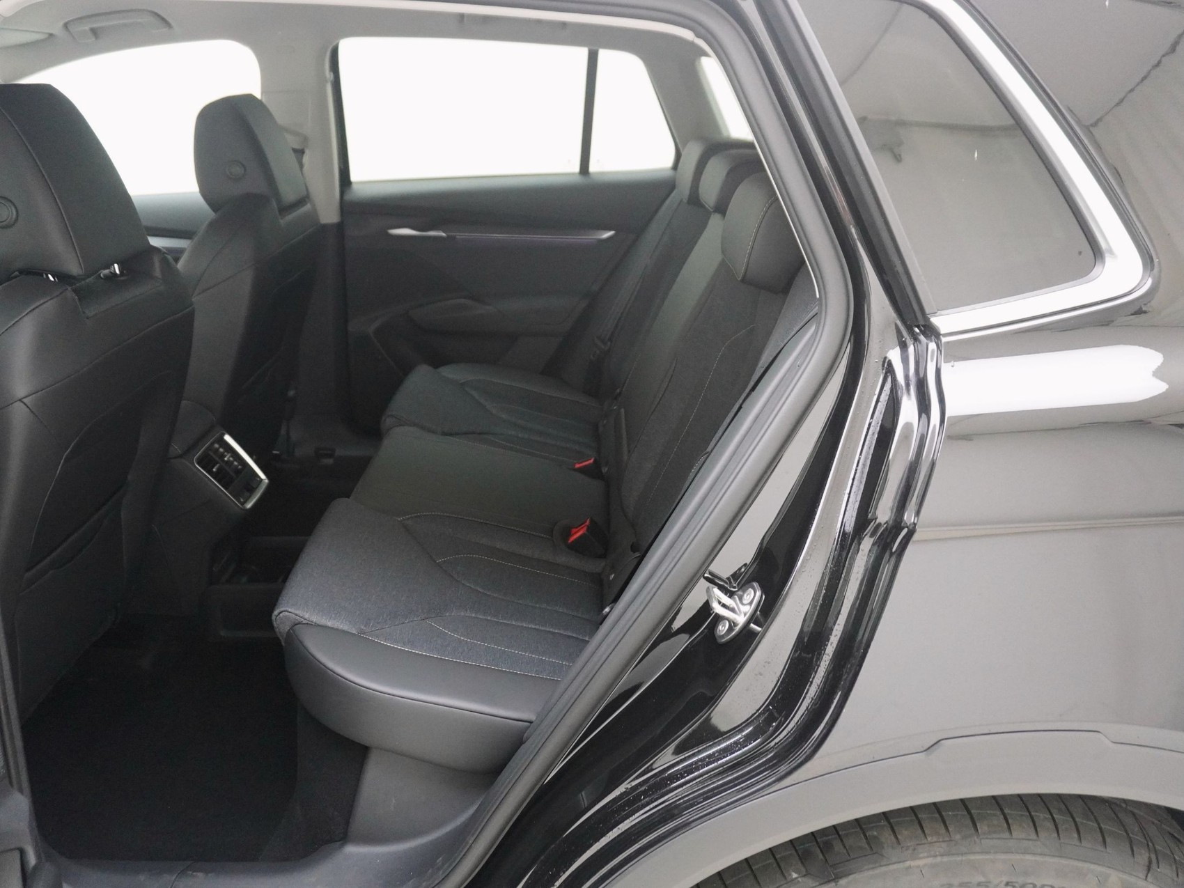 SKODA Elroq 85x Selection Loft-Plus 4x4-image-14