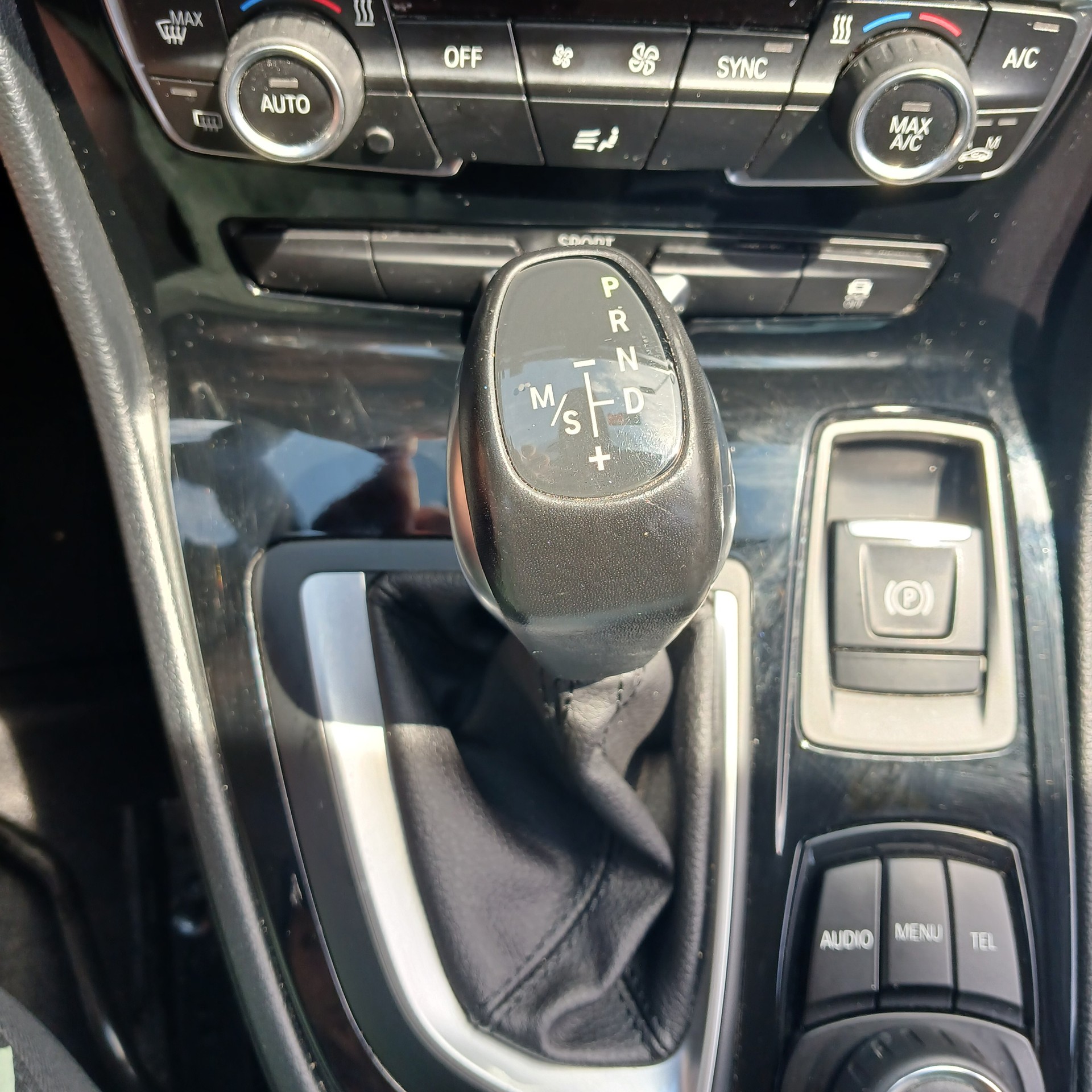 BMW 216d-image-18