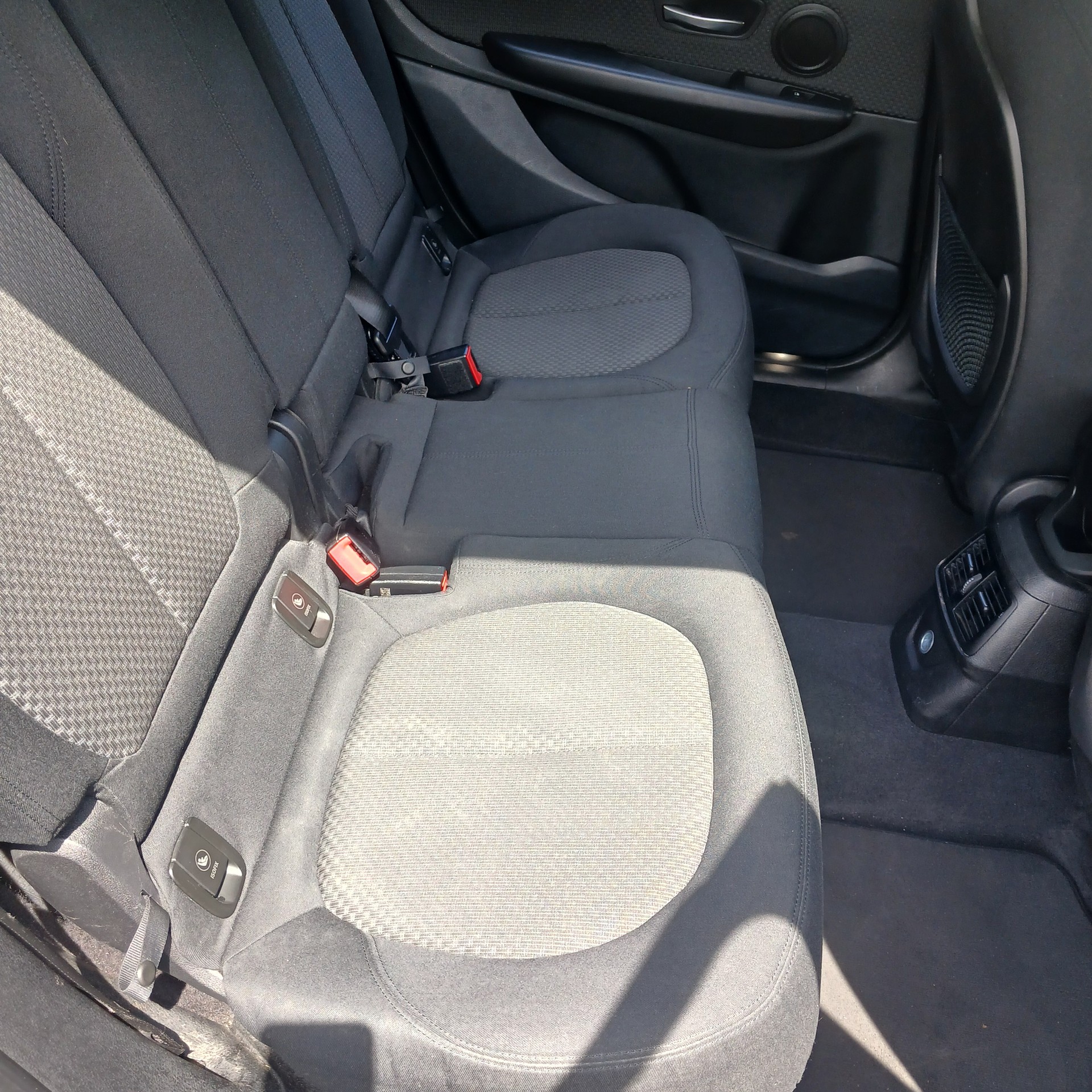 BMW 216d-image-11