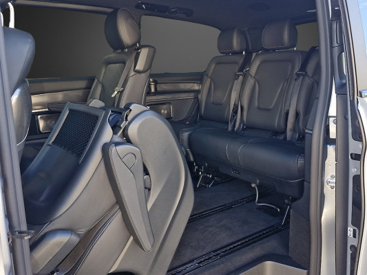 MERCEDES-BENZ V 300 d lang Exclus. 9G-T-image-10
