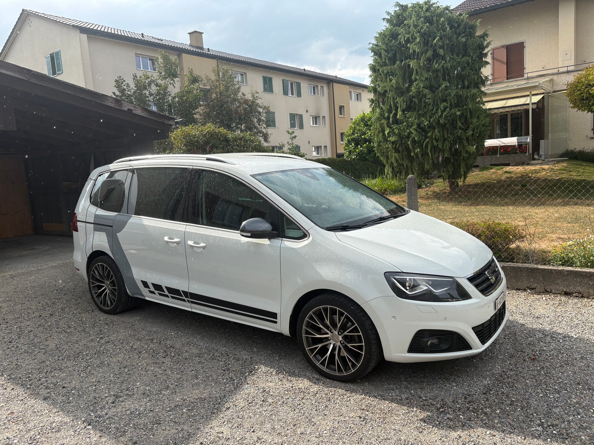 SEAT Alhambra Fr Line 4x4 2.0-image-1