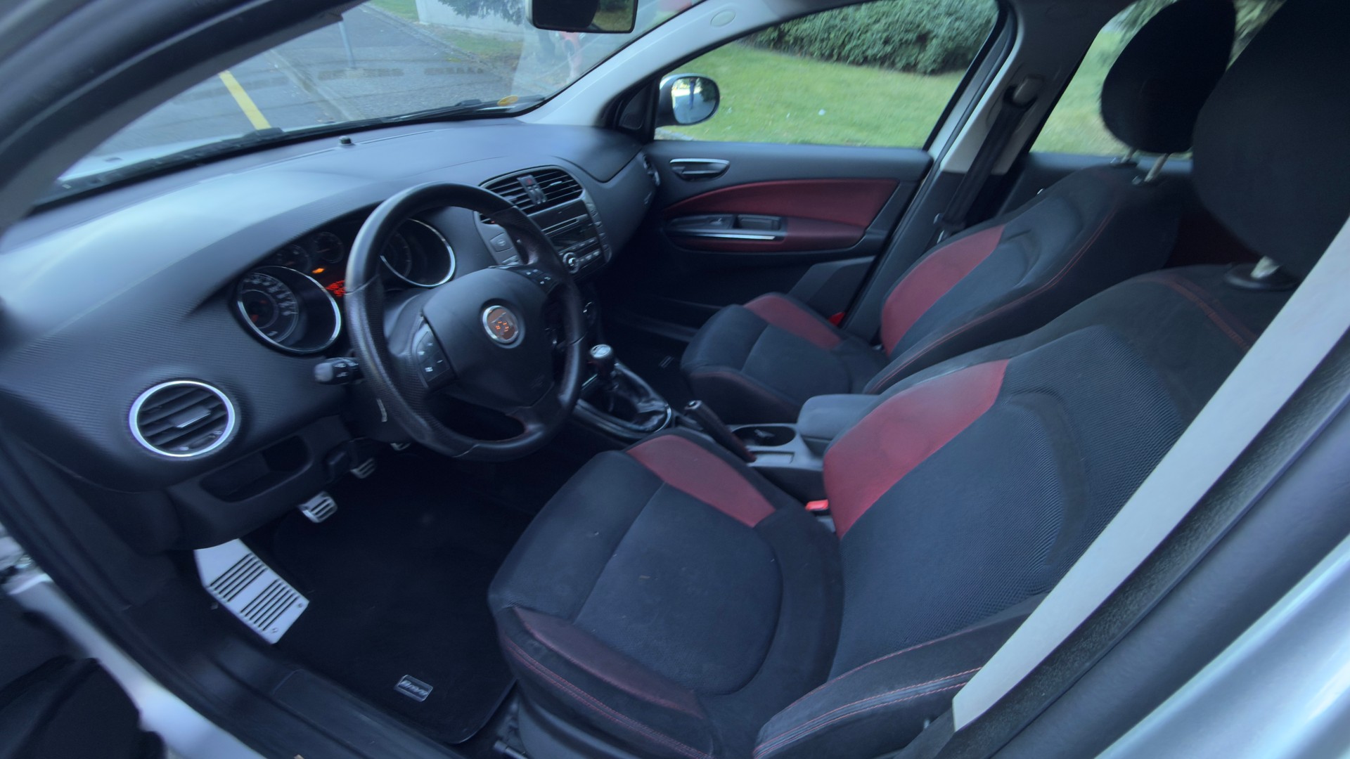FIAT Bravo 1.4 16V Turbo Emotion-image-9