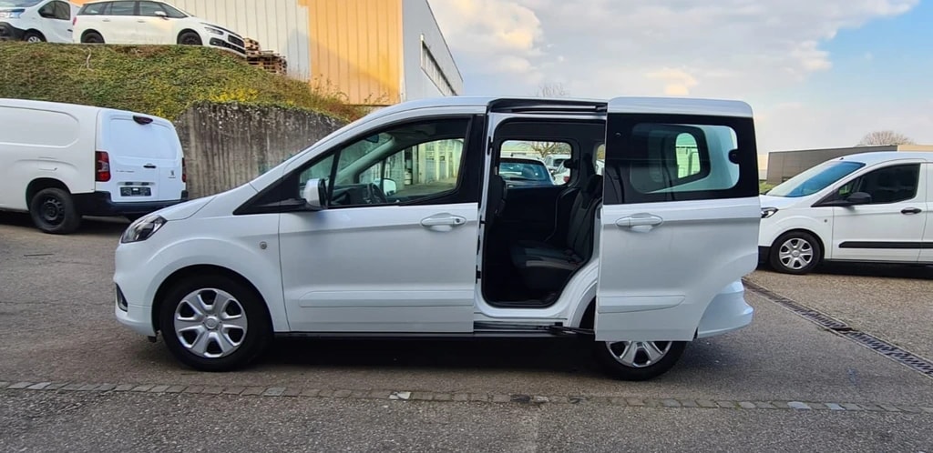 FORD Tourneo Courier 1.0 SCTi Trend ** Sitzheizung ** Parkhilfe ** Klimaanlage ** Frisch Ab MFK & Service **-image-7