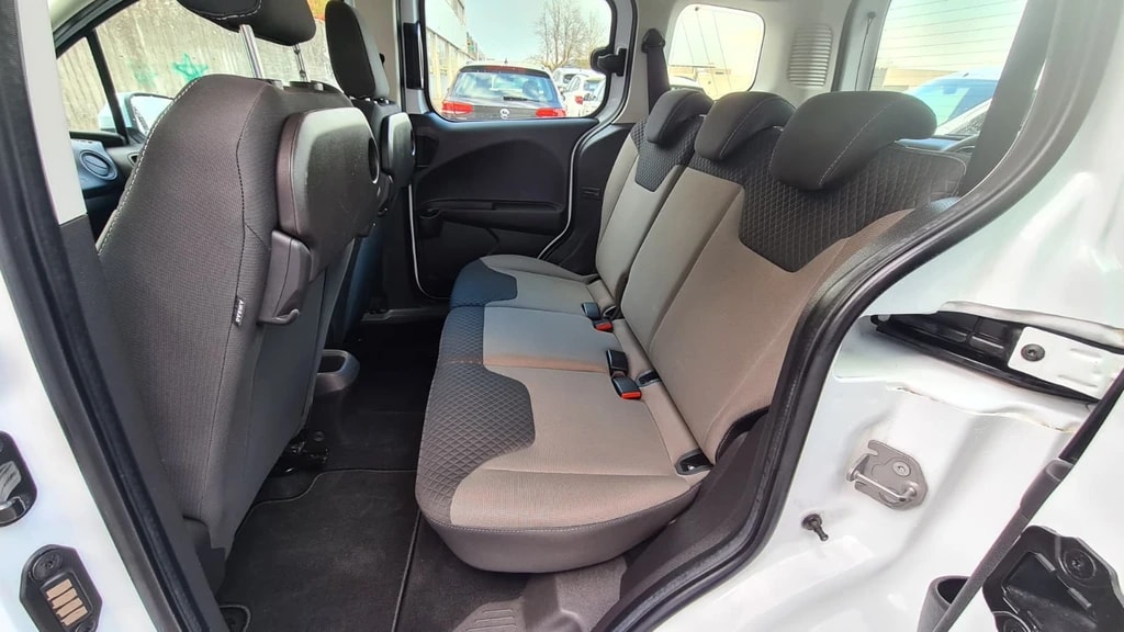 FORD Tourneo Courier 1.0 SCTi Trend ** Sitzheizung ** Parkhilfe ** Klimaanlage ** Frisch Ab MFK & Service **-image-15
