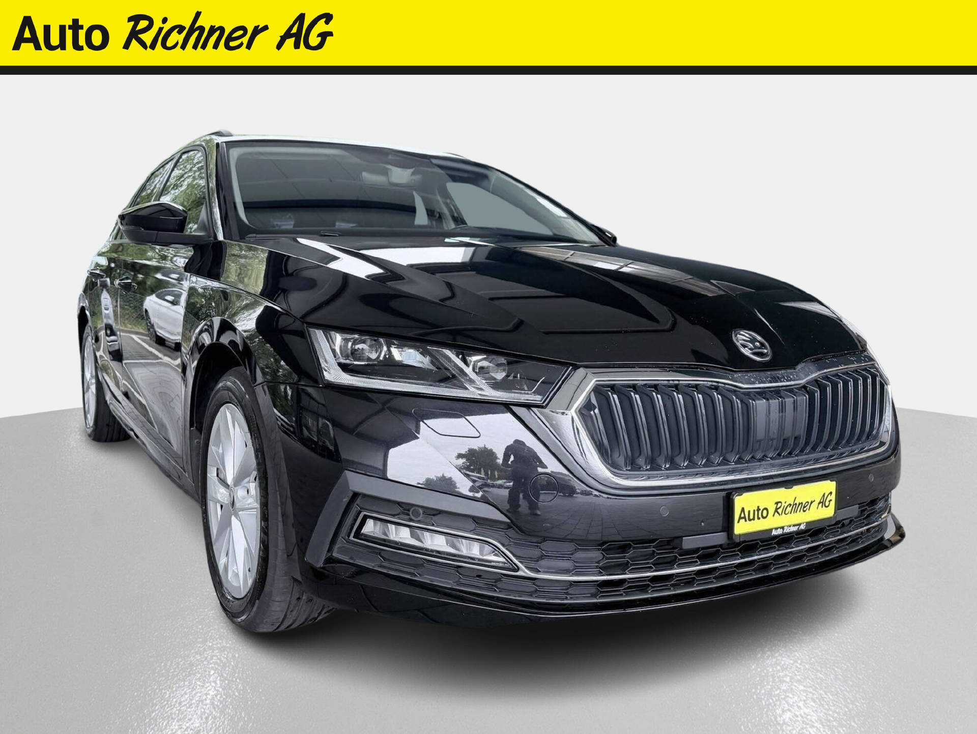 SKODA Octavia Combi 2.0 TDI 150 Style DSG-image-0
