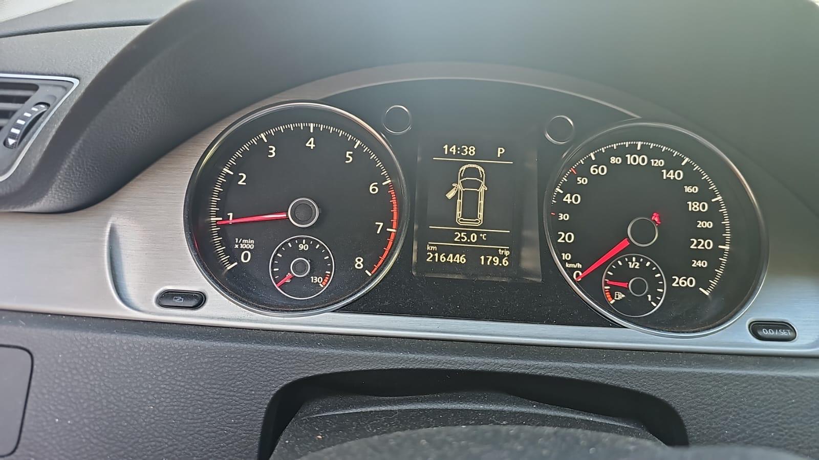 VW Passat Alltrack 2.0 TSI 4Motion DSG-image-7