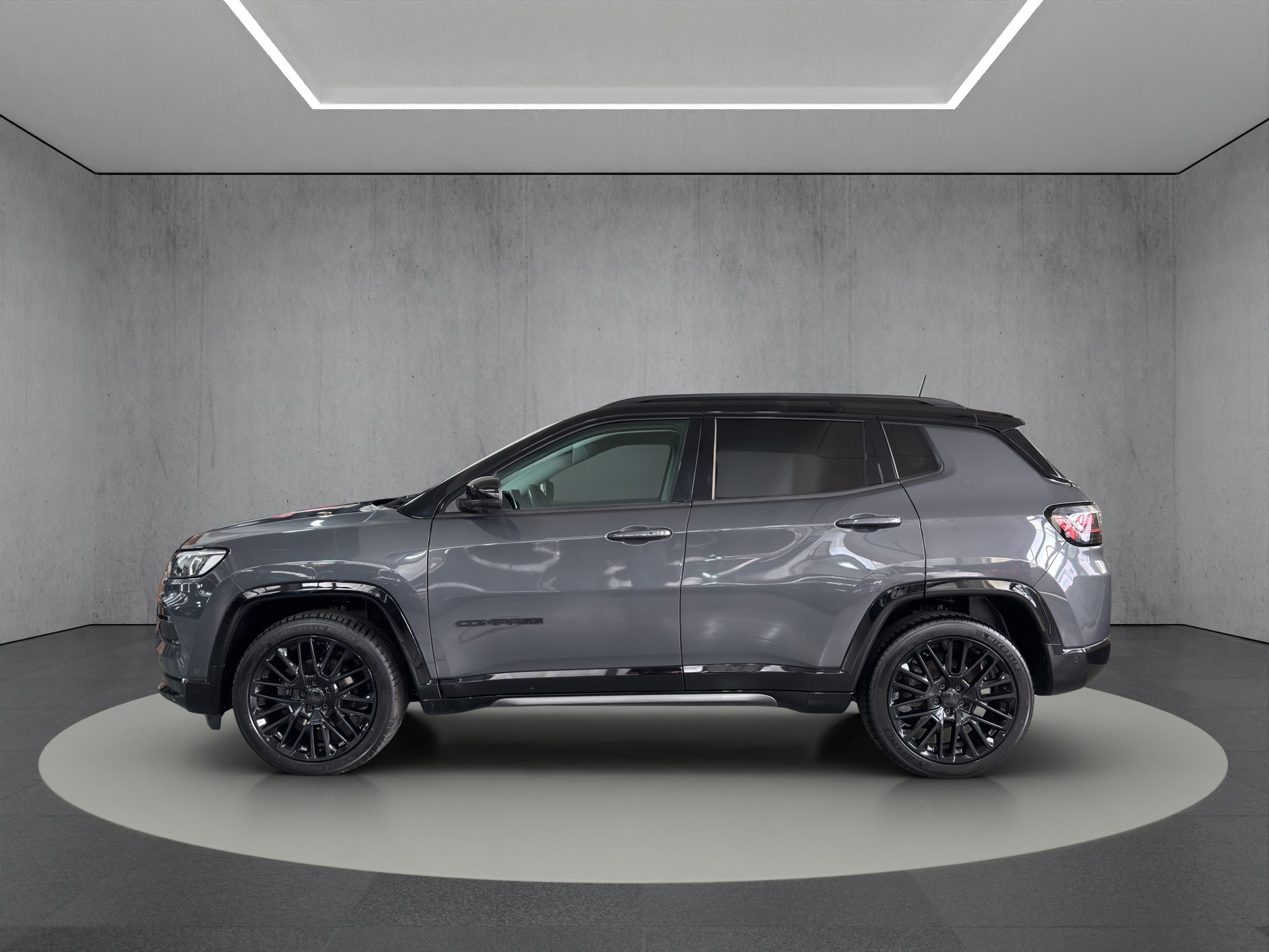 JEEP Compass 4x2 1.5 T MHEV Limited S "AHK-Leder-360°-Alpine Audio-19"Alu"-image-2