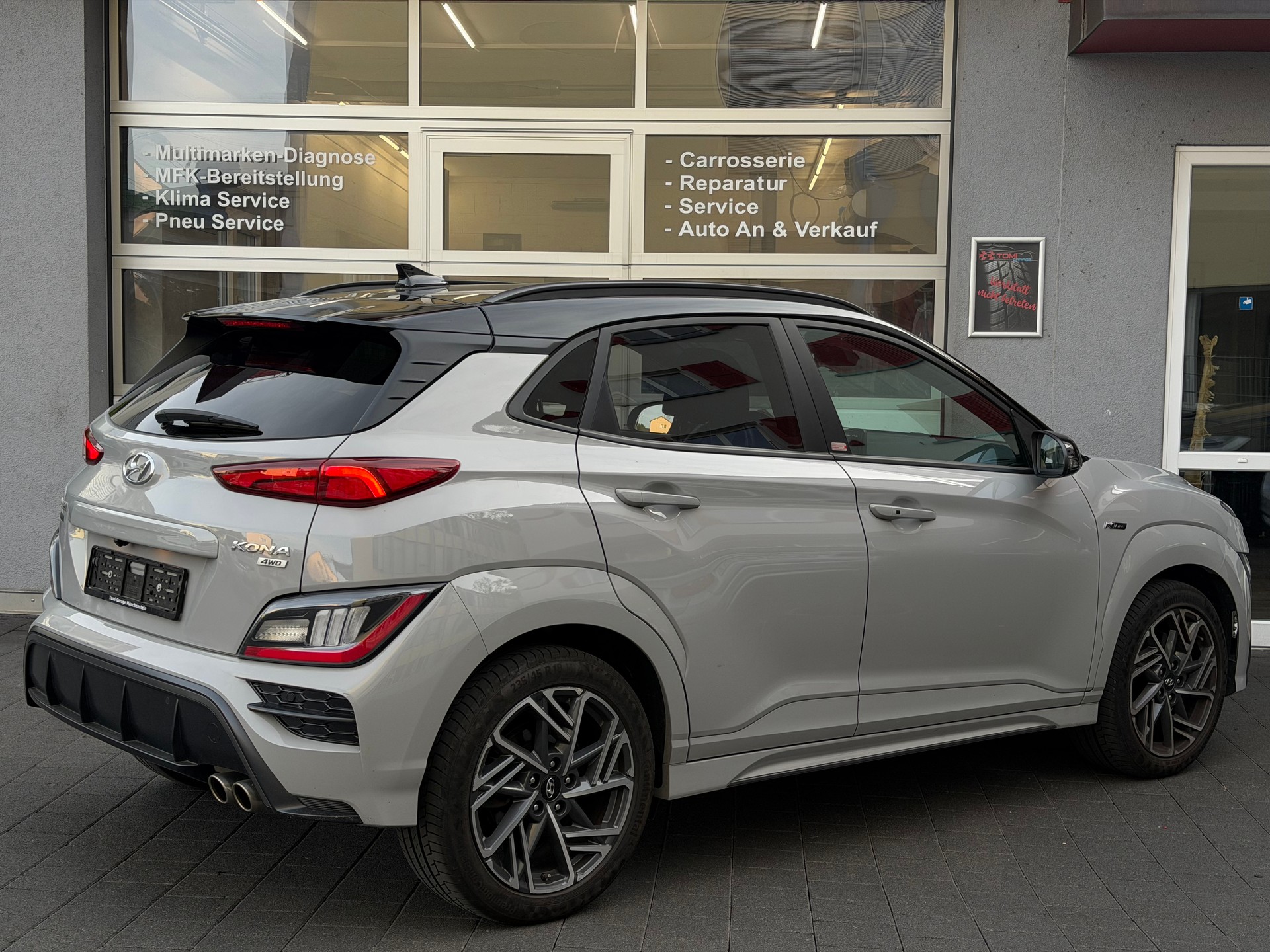 HYUNDAI Kona 1.6 T-GDi N Line 4WD DCT*Voll Austattung*Werksgarantie*TOP Gepflegt*-image-6
