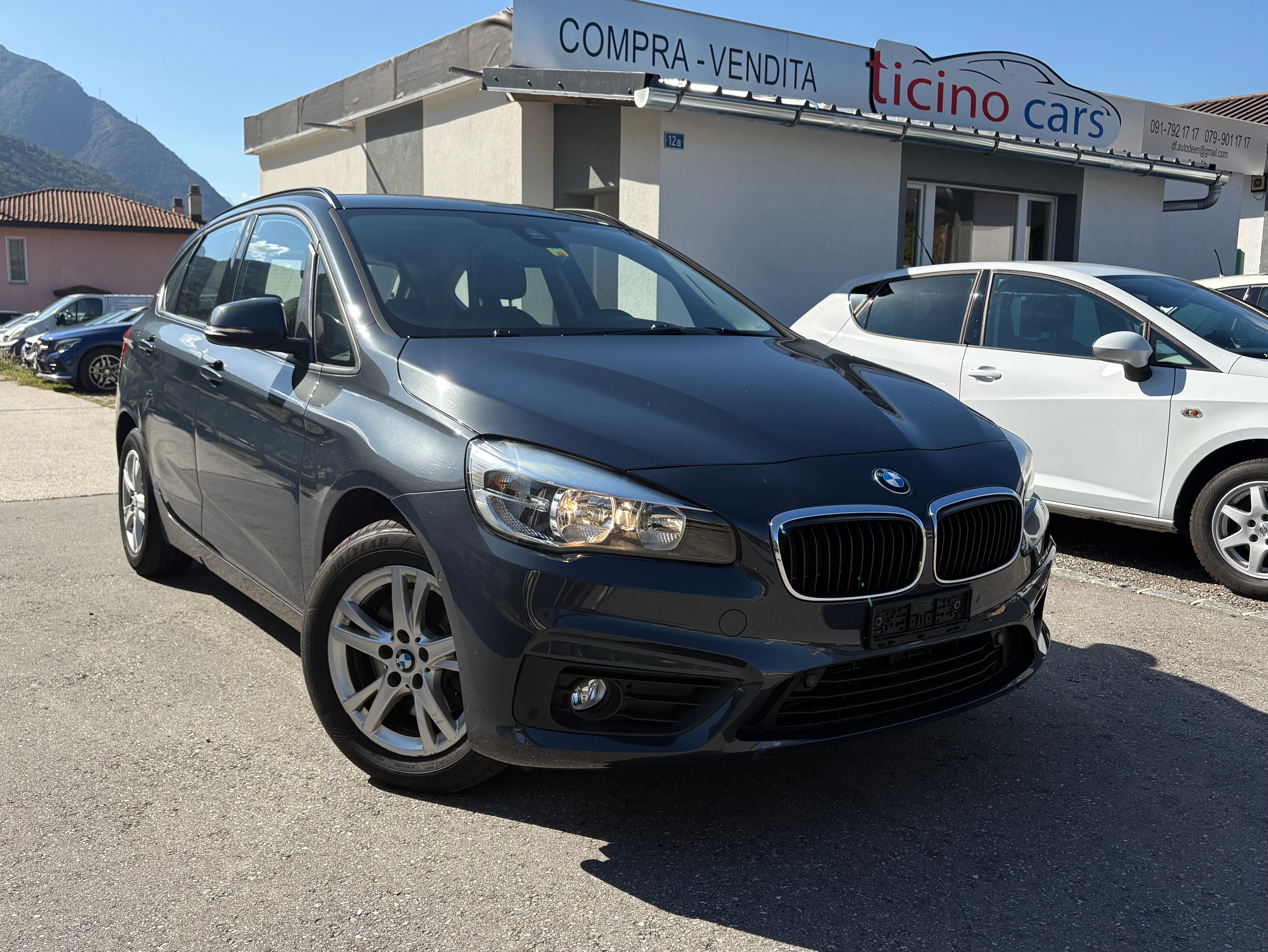 Car photo