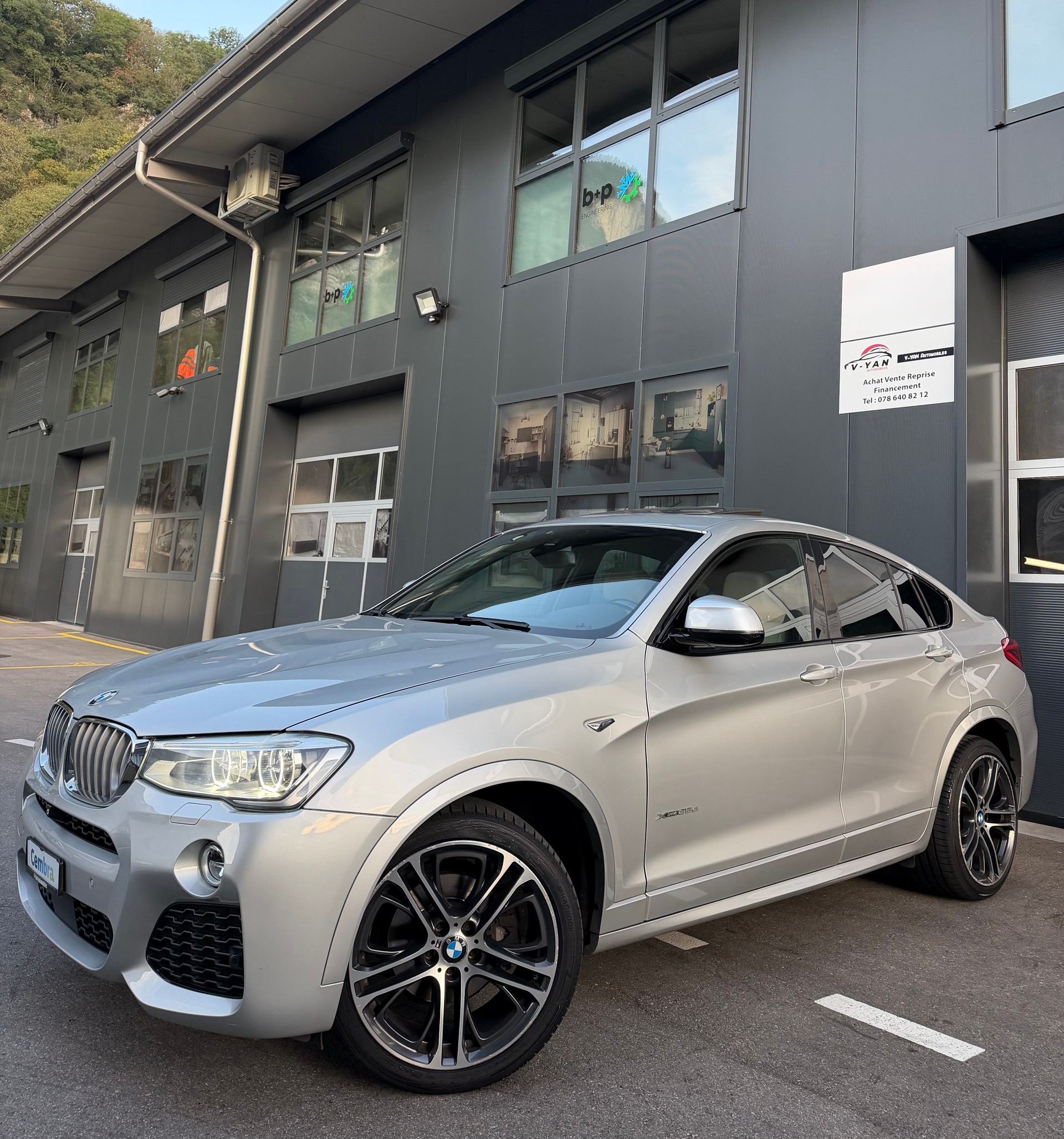 BMW X4 xDrive 35d Pack-M Steptronic-image-0