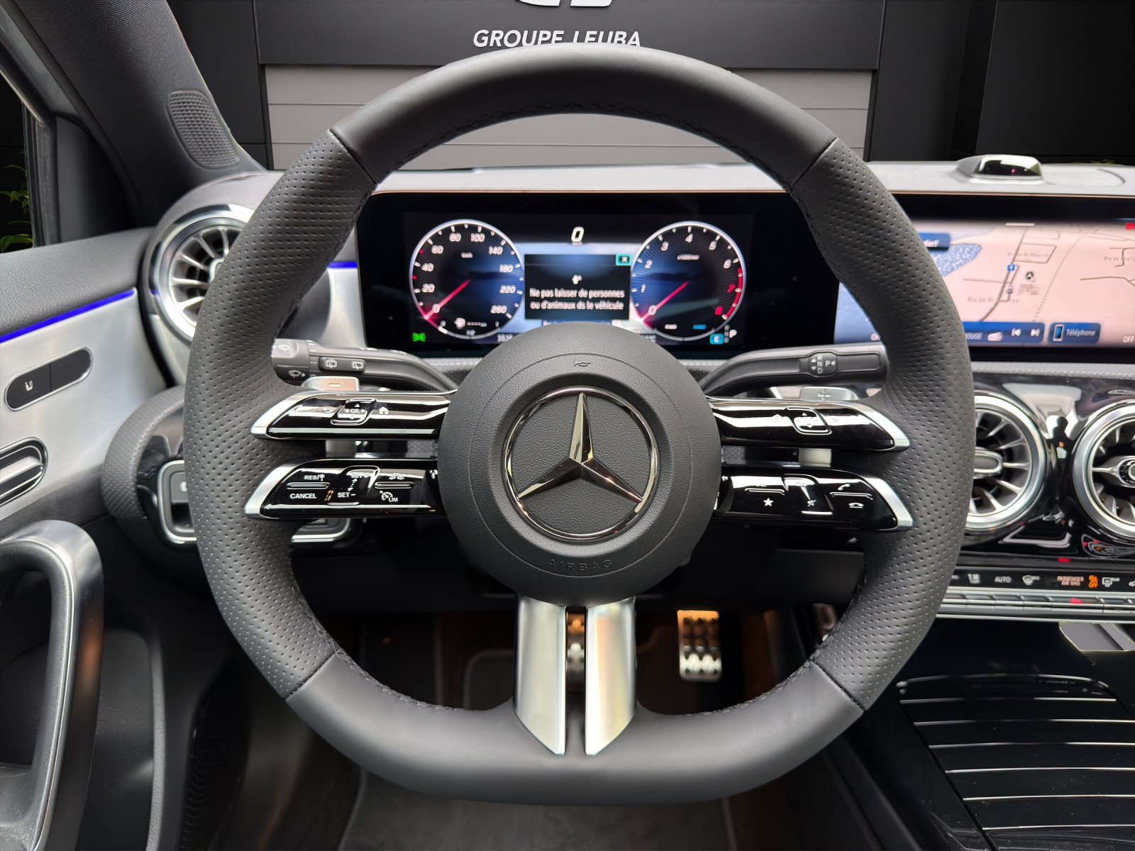 MERCEDES-BENZ A 250 4Matic 8G-DCT-image-13