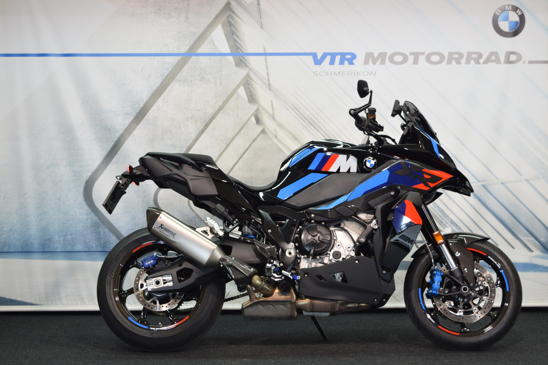 BMW M 1000 XR Competition Sofort verfügbar!-showroom-element-1