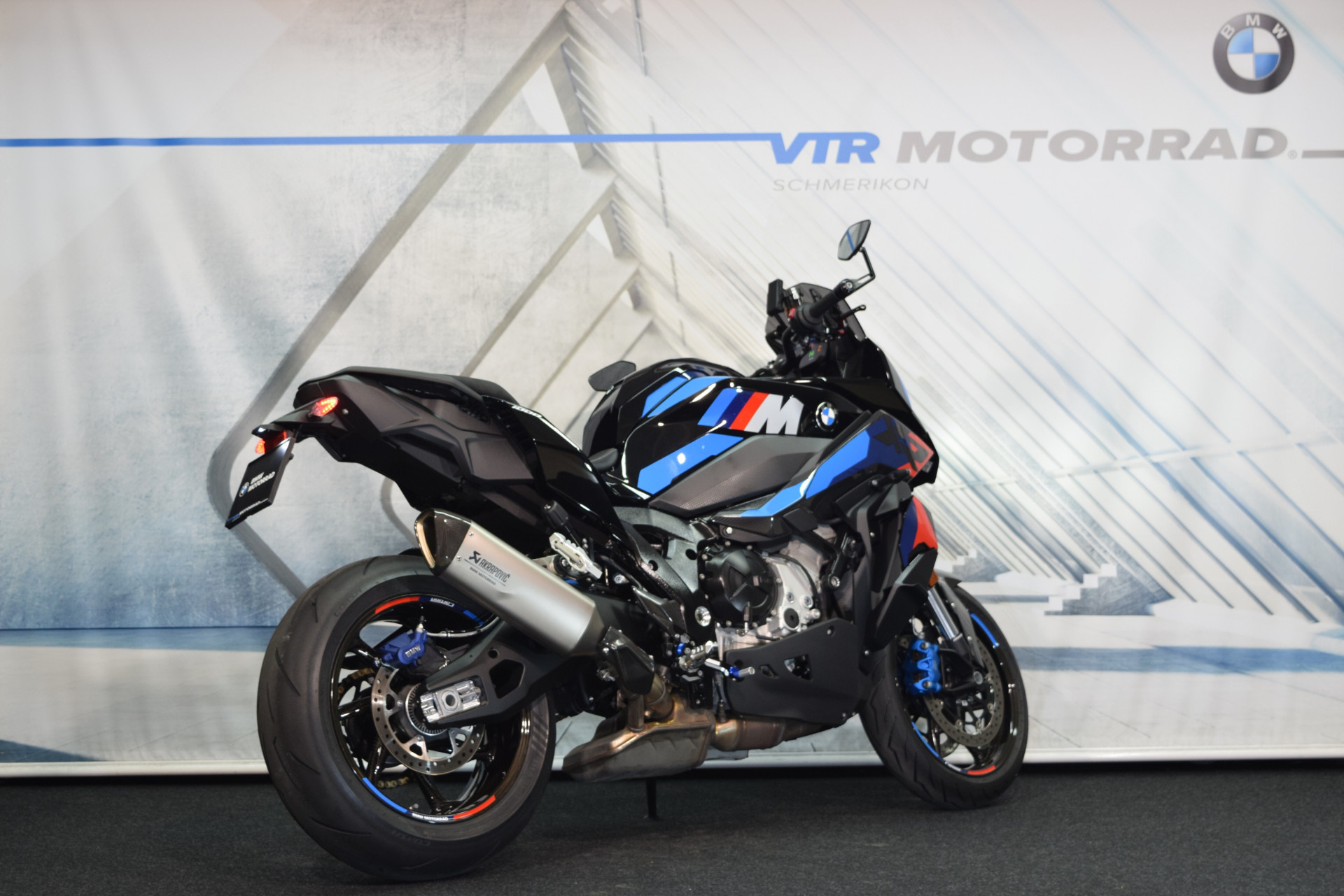 BMW M 1000 XR Competition Sofort verfügbar!-showroom-element-2