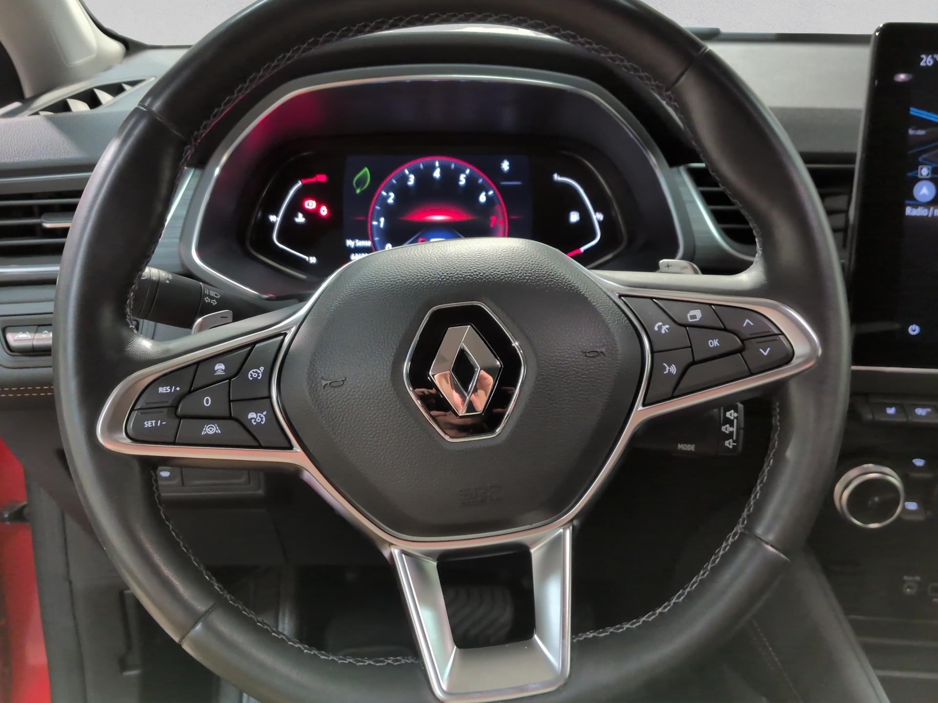 RENAULT Captur 1.3 TCe EDC Initiale Paris-image-9