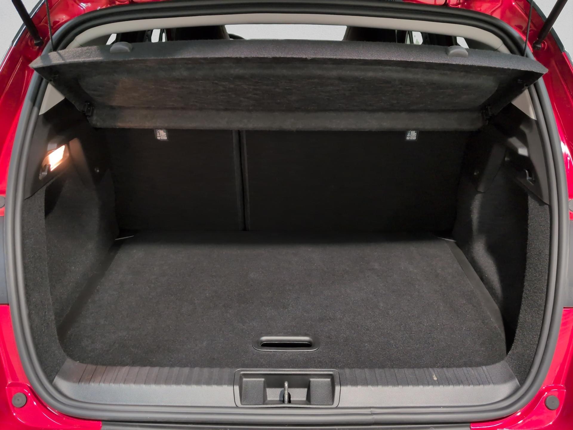 RENAULT Captur 1.3 TCe EDC Initiale Paris-image-15
