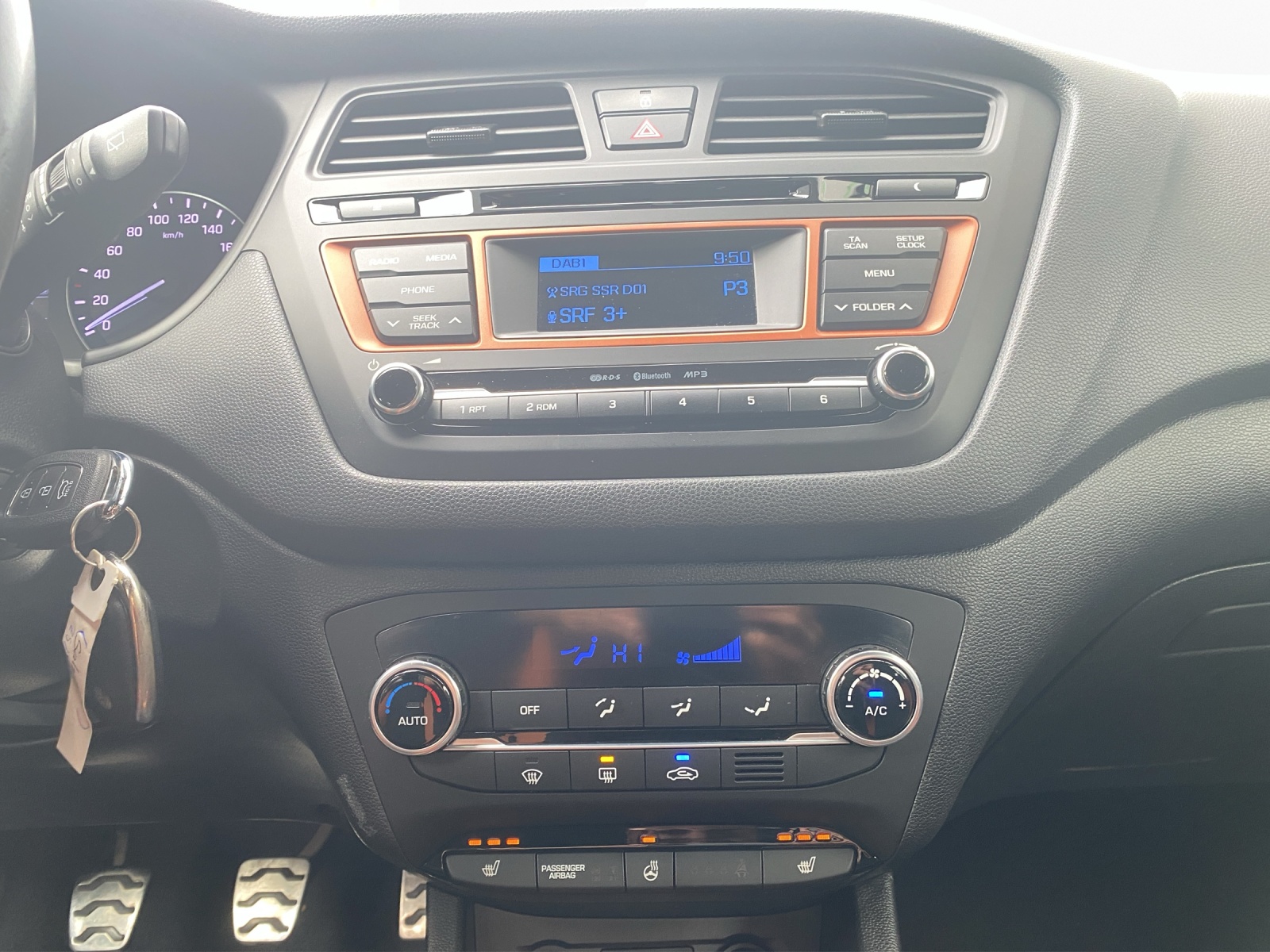 HYUNDAI i20 Active 1.0 T-GDi 120 Amplia-image-14