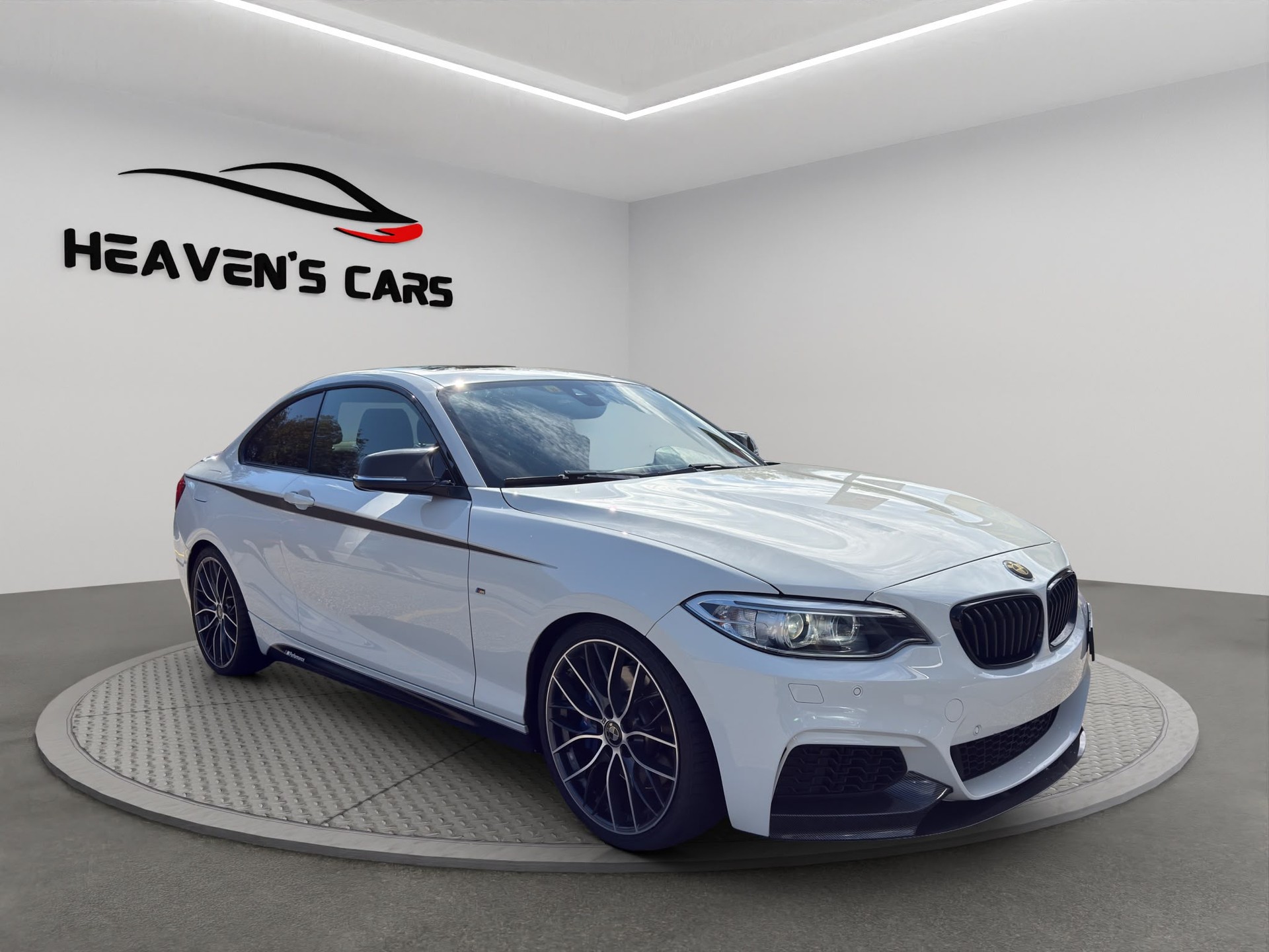 BMW M235i xDrive Steptronic-image-0