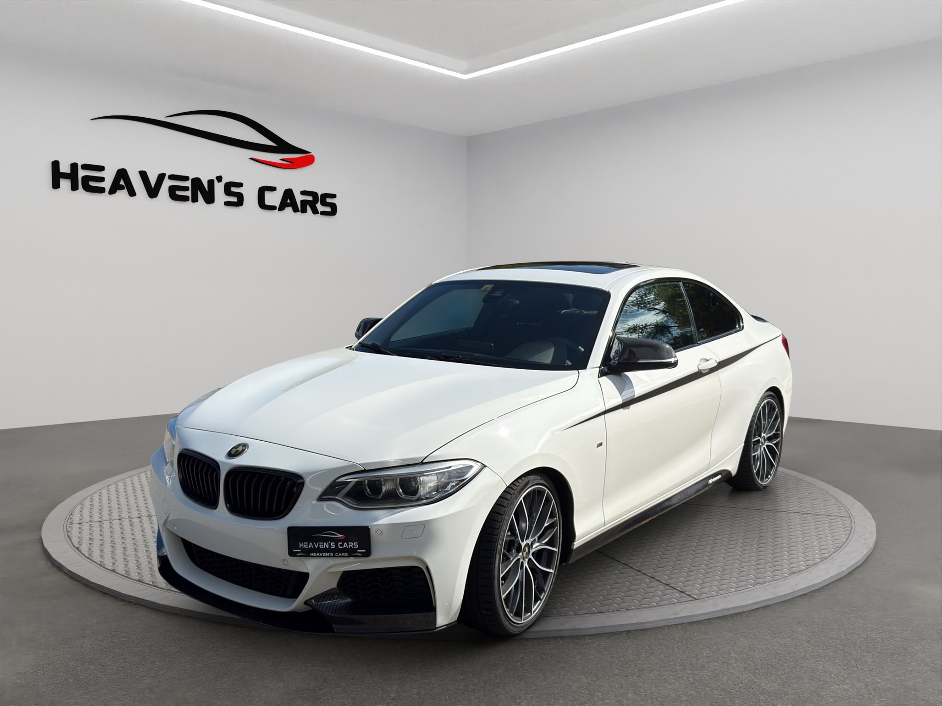 BMW M235i xDrive Steptronic-image-2