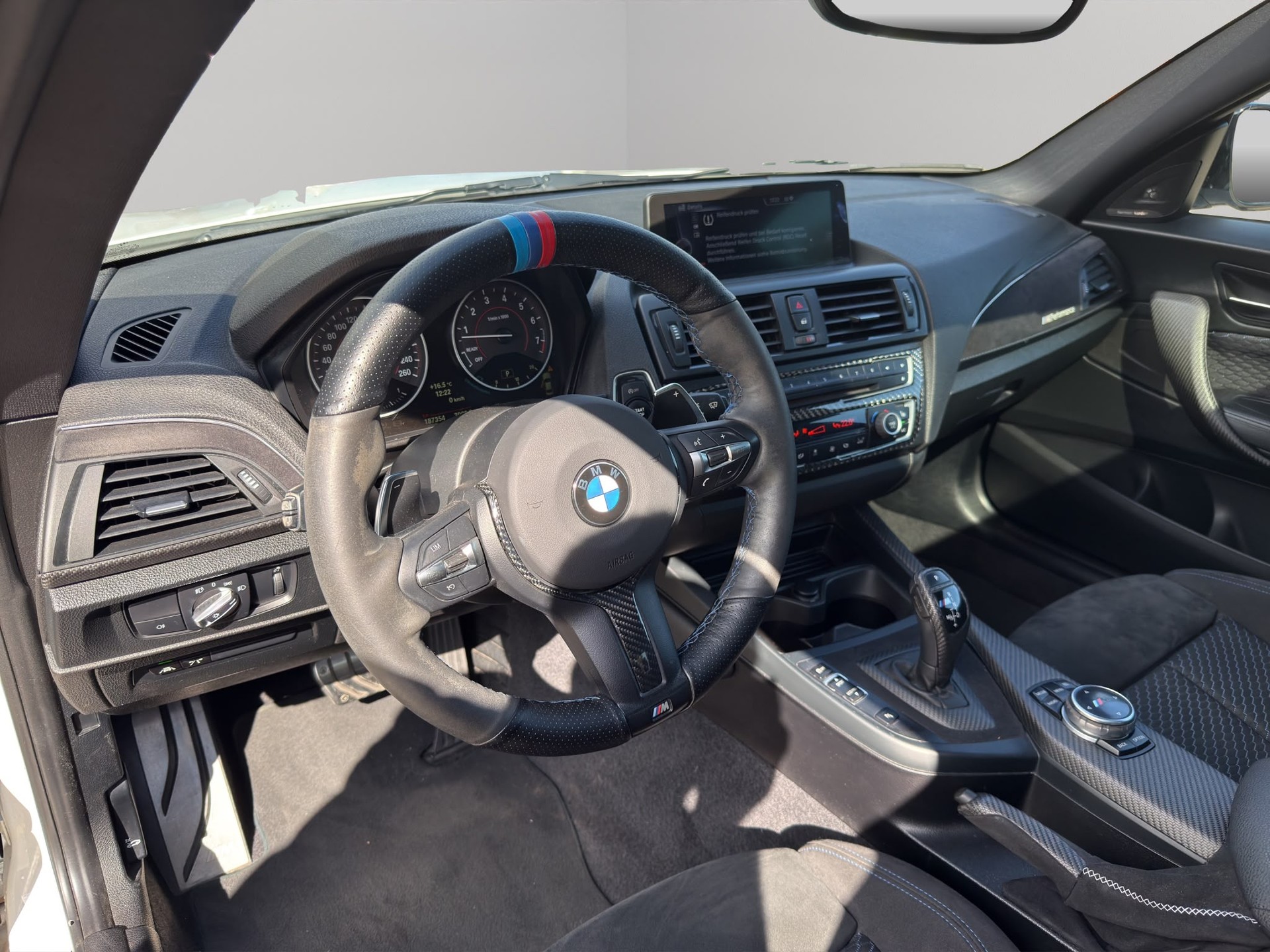 BMW M235i xDrive Steptronic-image-14