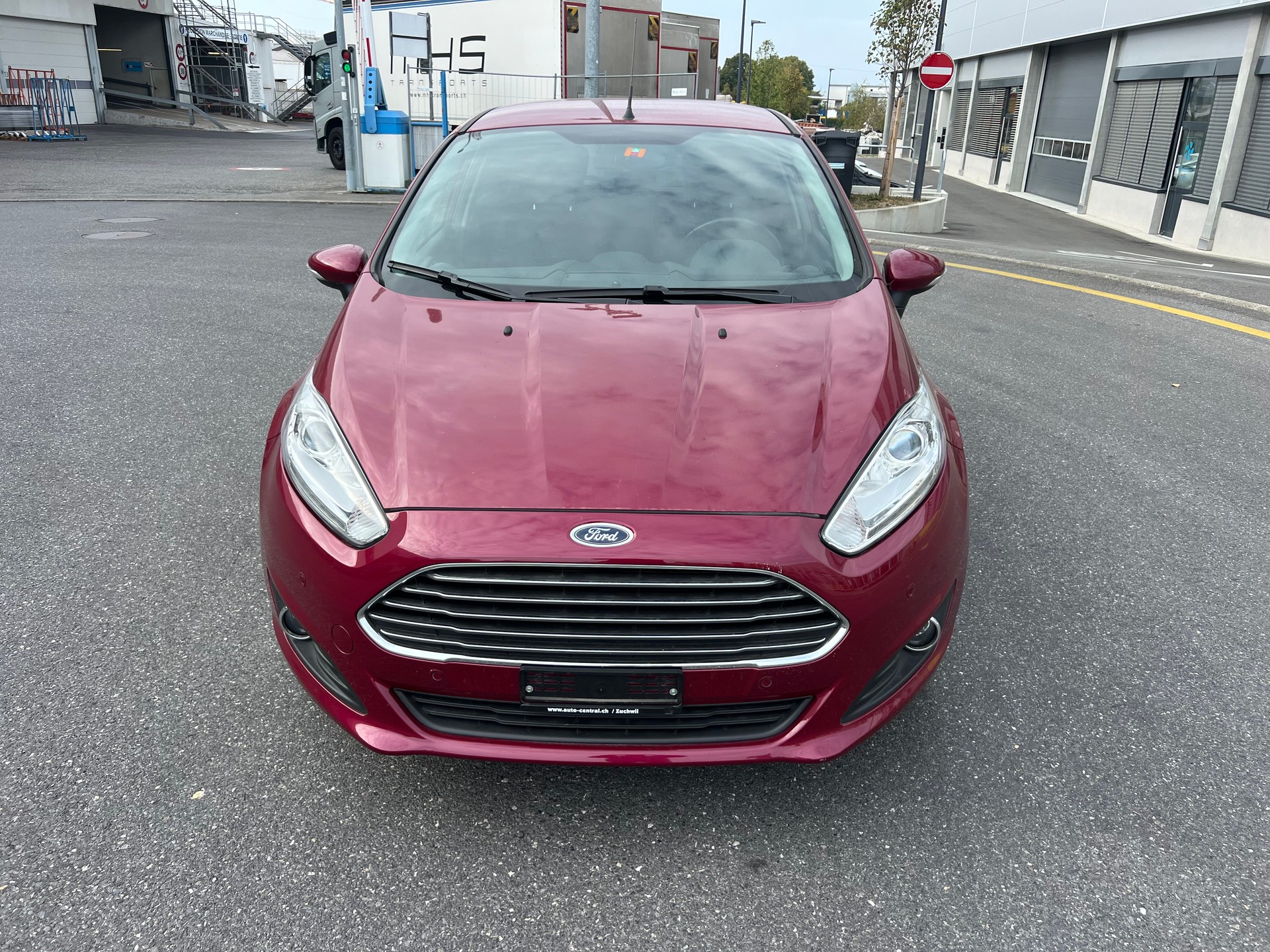 FORD Fiesta 1.6 Ti-VCT Trend PowerShift-image-1
