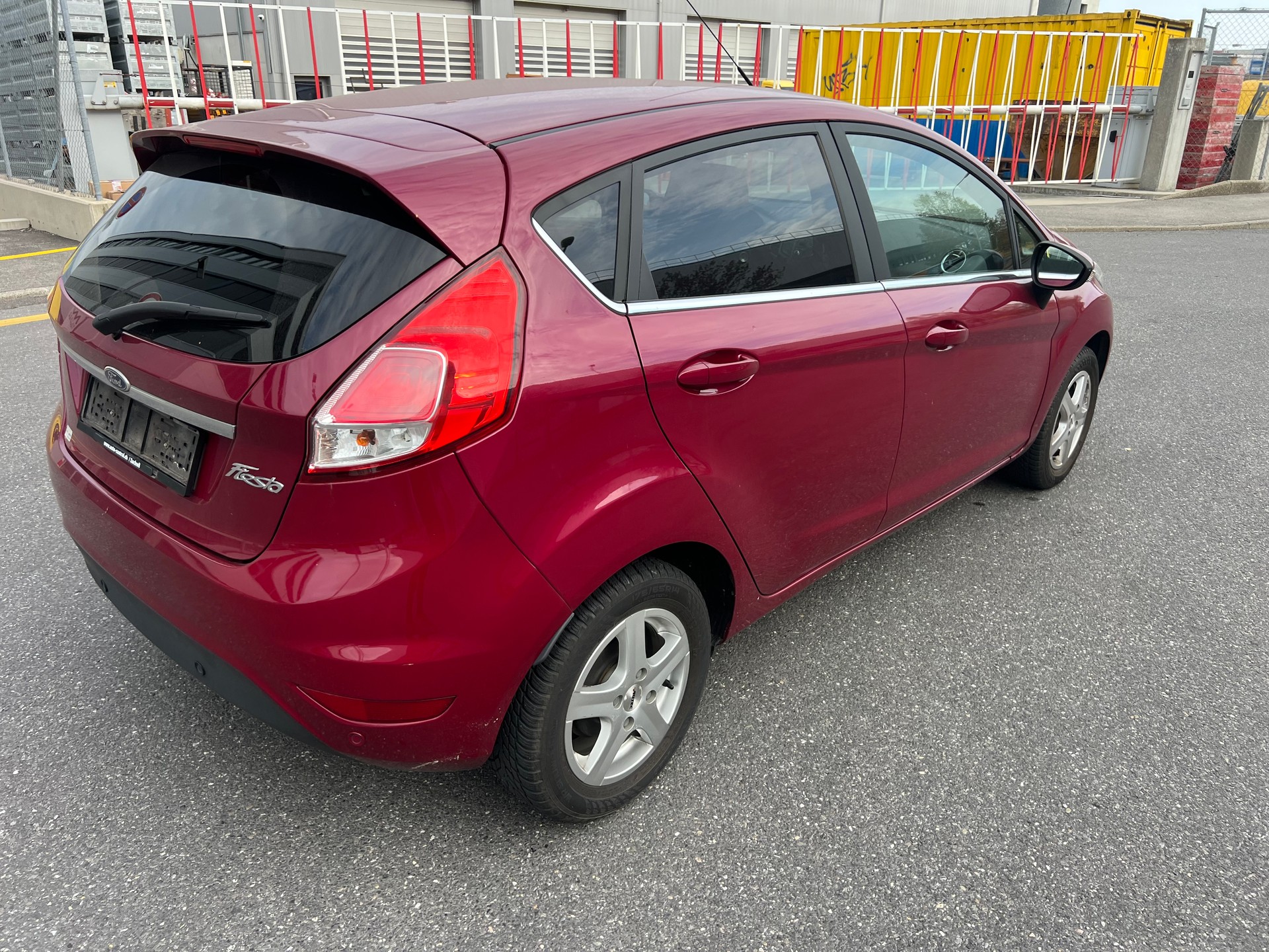FORD Fiesta 1.6 Ti-VCT Trend PowerShift-image-5
