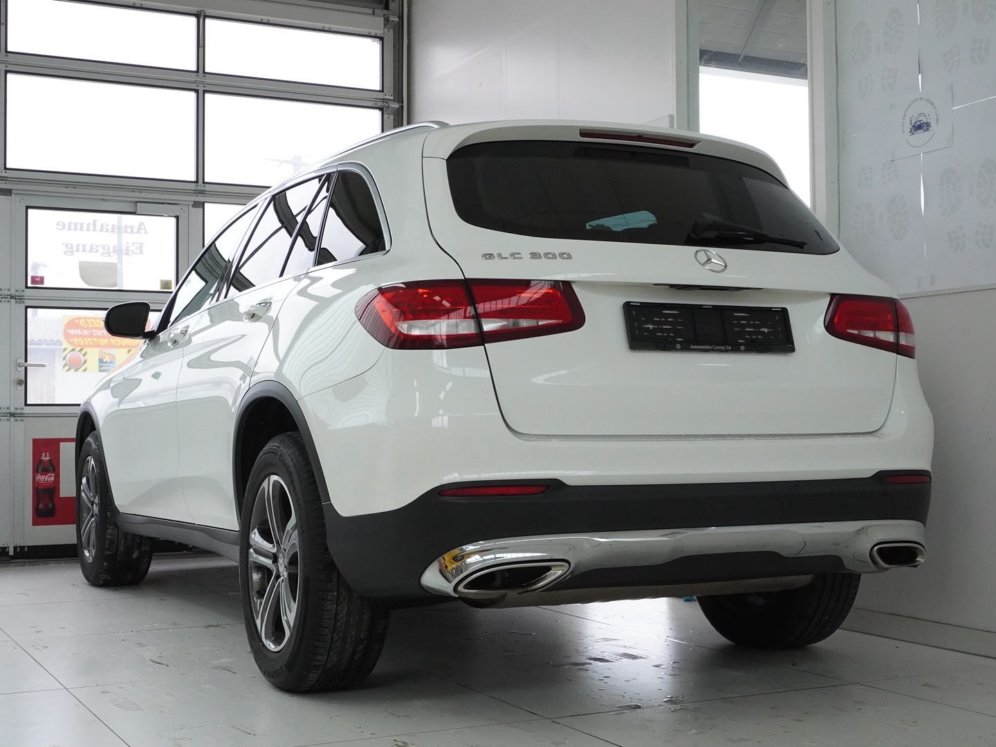 MERCEDES-BENZ GLC 300 4Matic 9G-Tronic Off-Roader-image-1