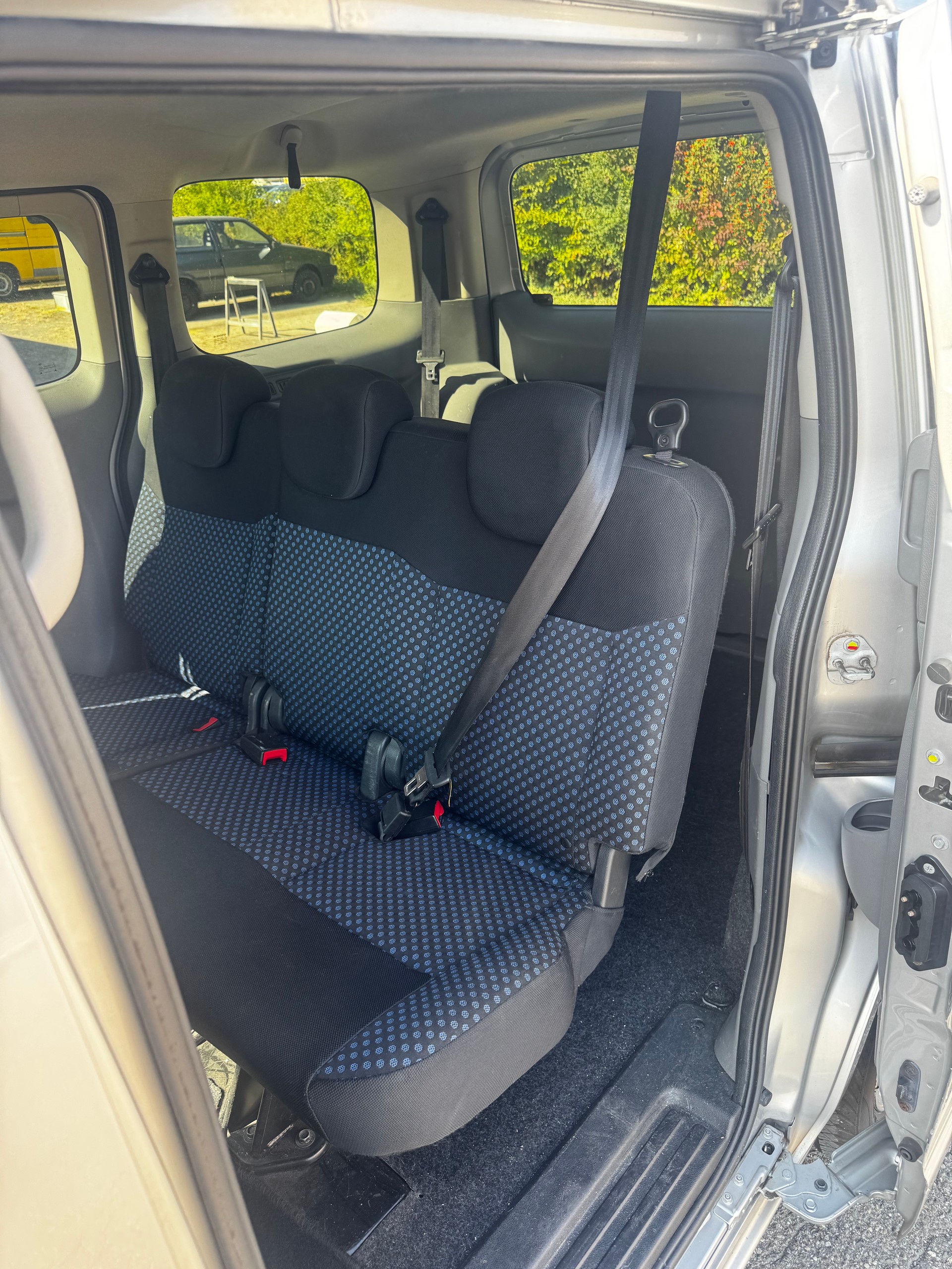 NISSAN NV200 1.5 dCi 110 Evalia Premium-image-6