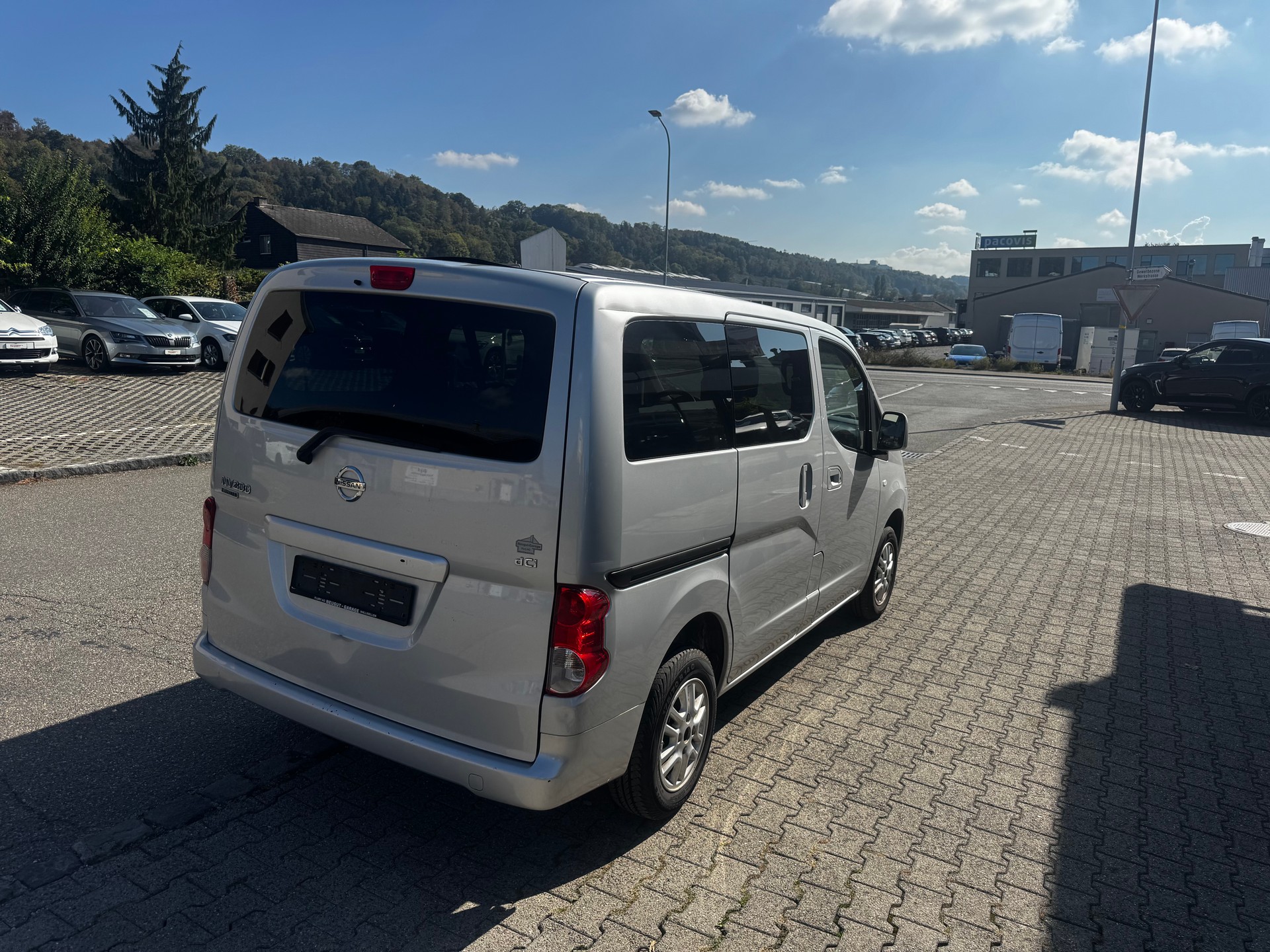 NISSAN NV200 1.5 dCi 110 Evalia Premium-image-2