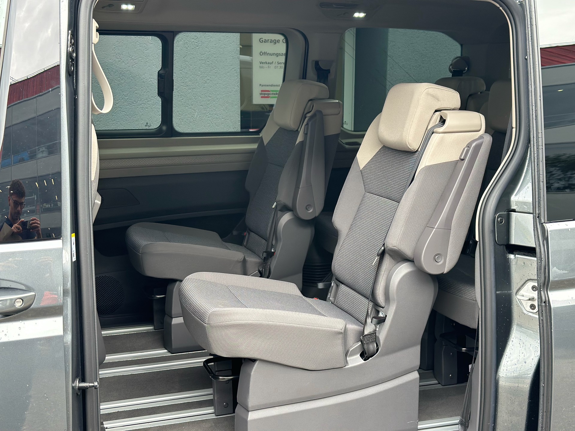 VW Multivan 1.5 eHybrid Liberty 4Motion DSG-image-5