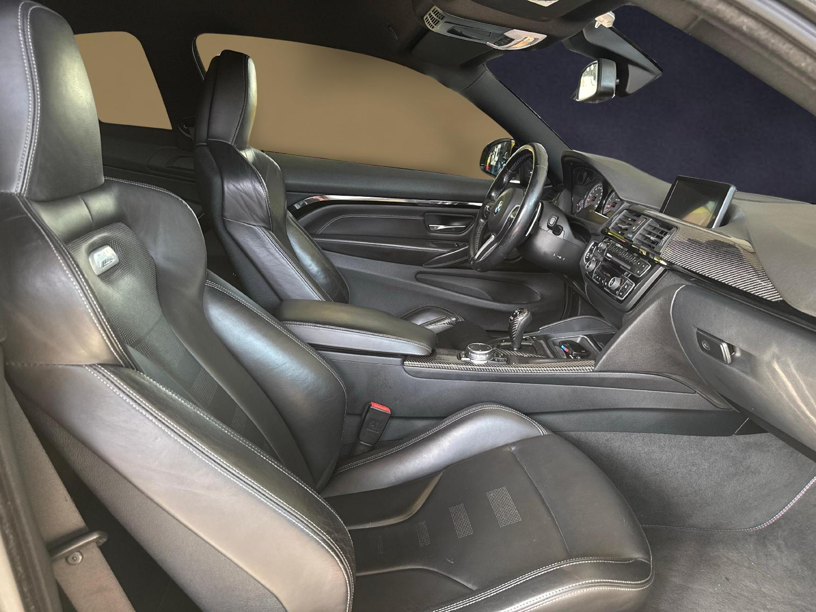 BMW 4er Reihe F82 Coupé M4-image-9