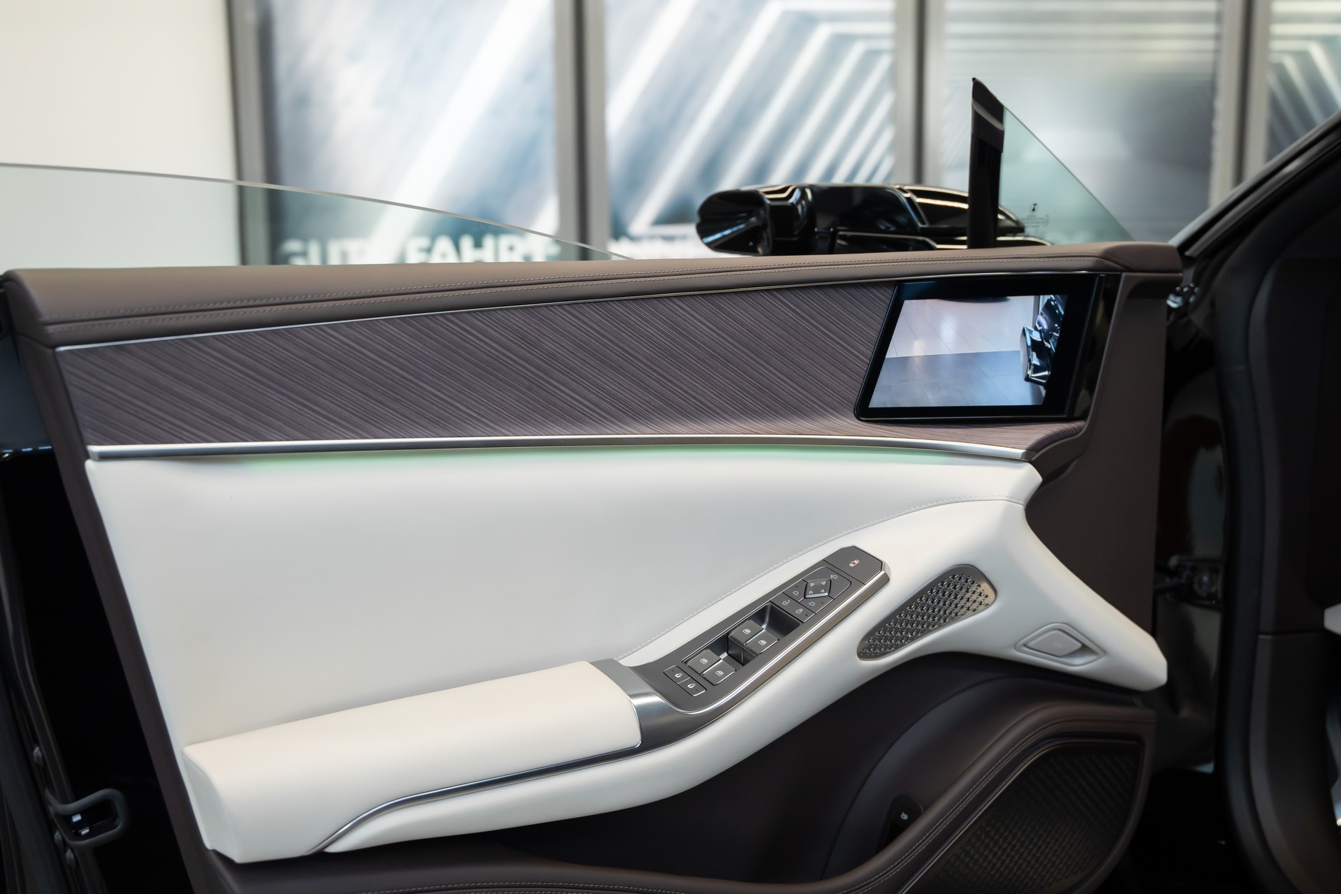 DENZA DENZA Z9 GT AWD EV-image-15