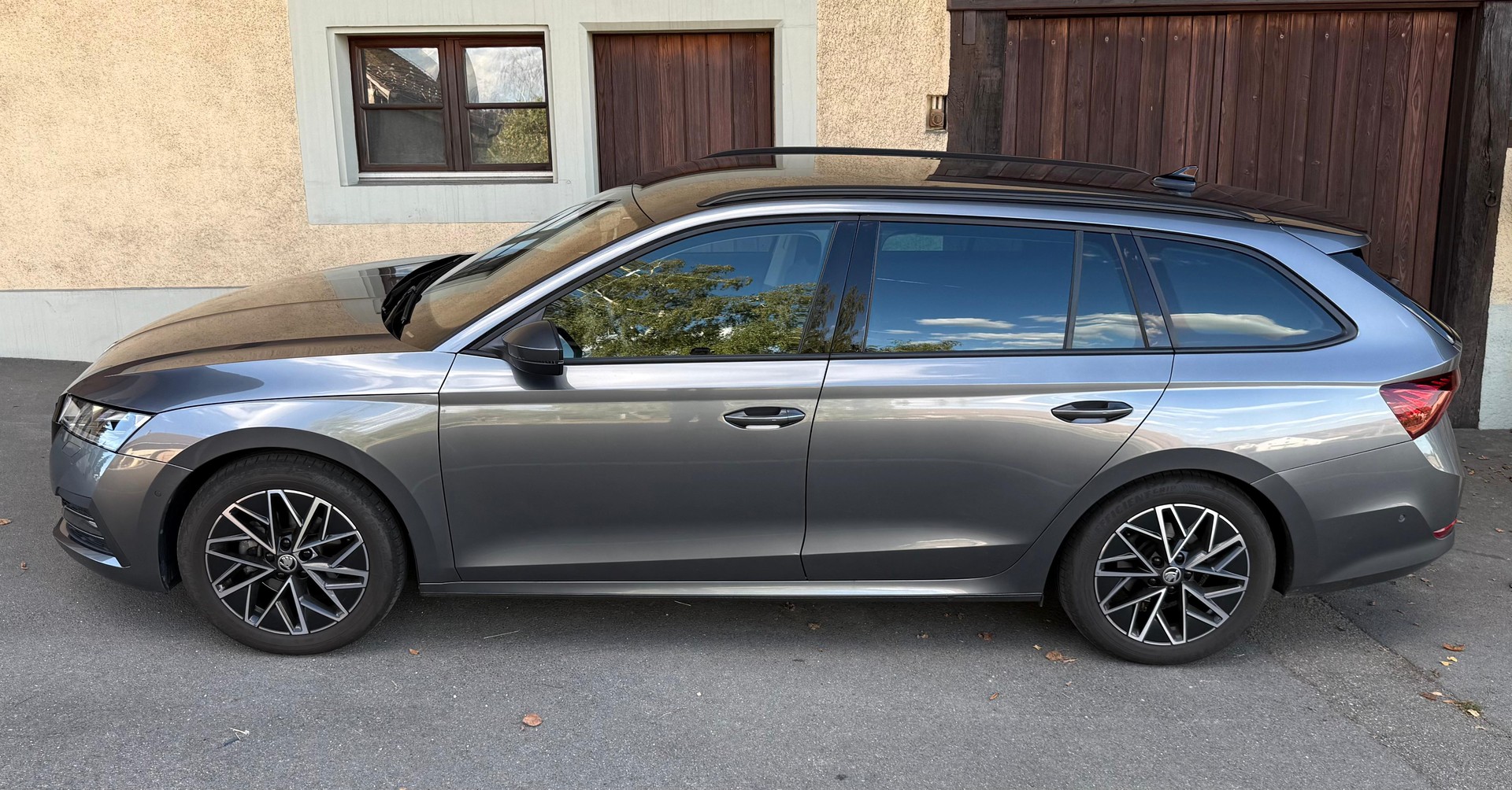 SKODA 1.5 TSI Style DSG-image-1