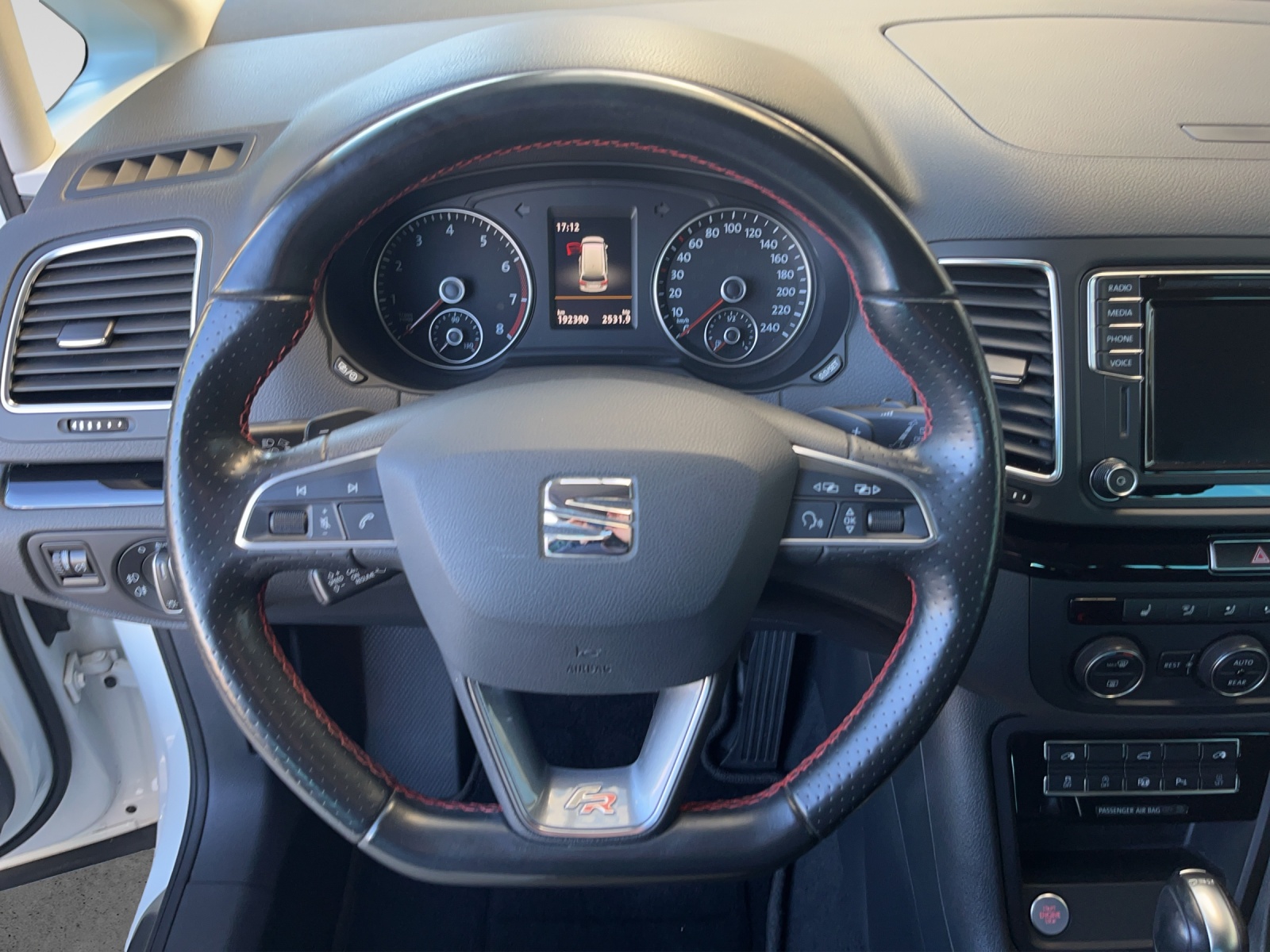 SEAT Alhambra 1.4 TSI FR Line DSG-image-9