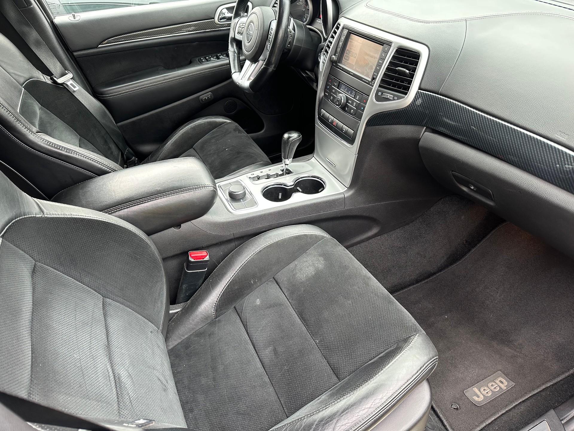 JEEP Grand Cherokee 6.4 SRT8 Automatic-image-6