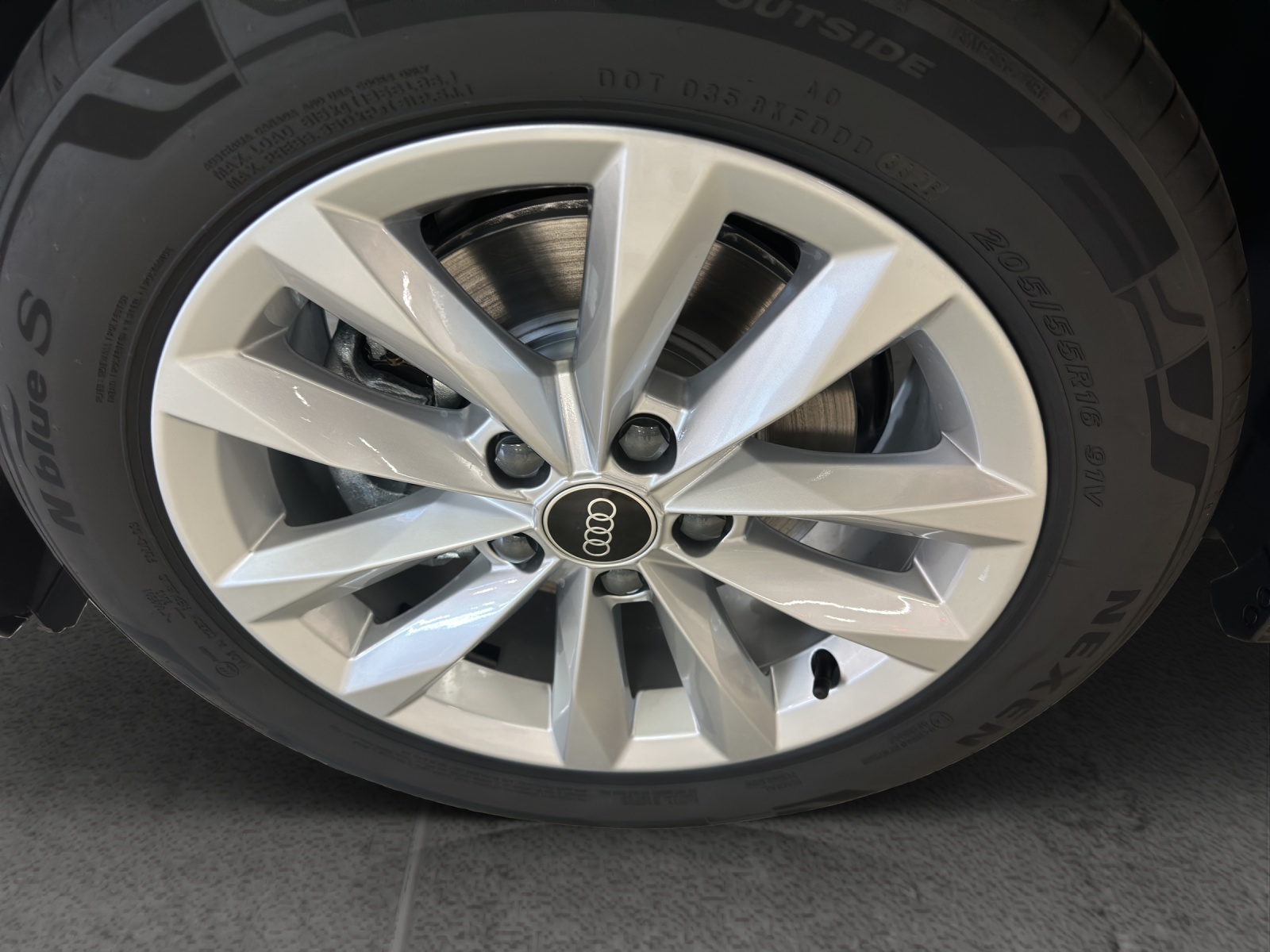 AUDI A3 Sportback TFSI 85 kW Ambition S-tronic-image-8
