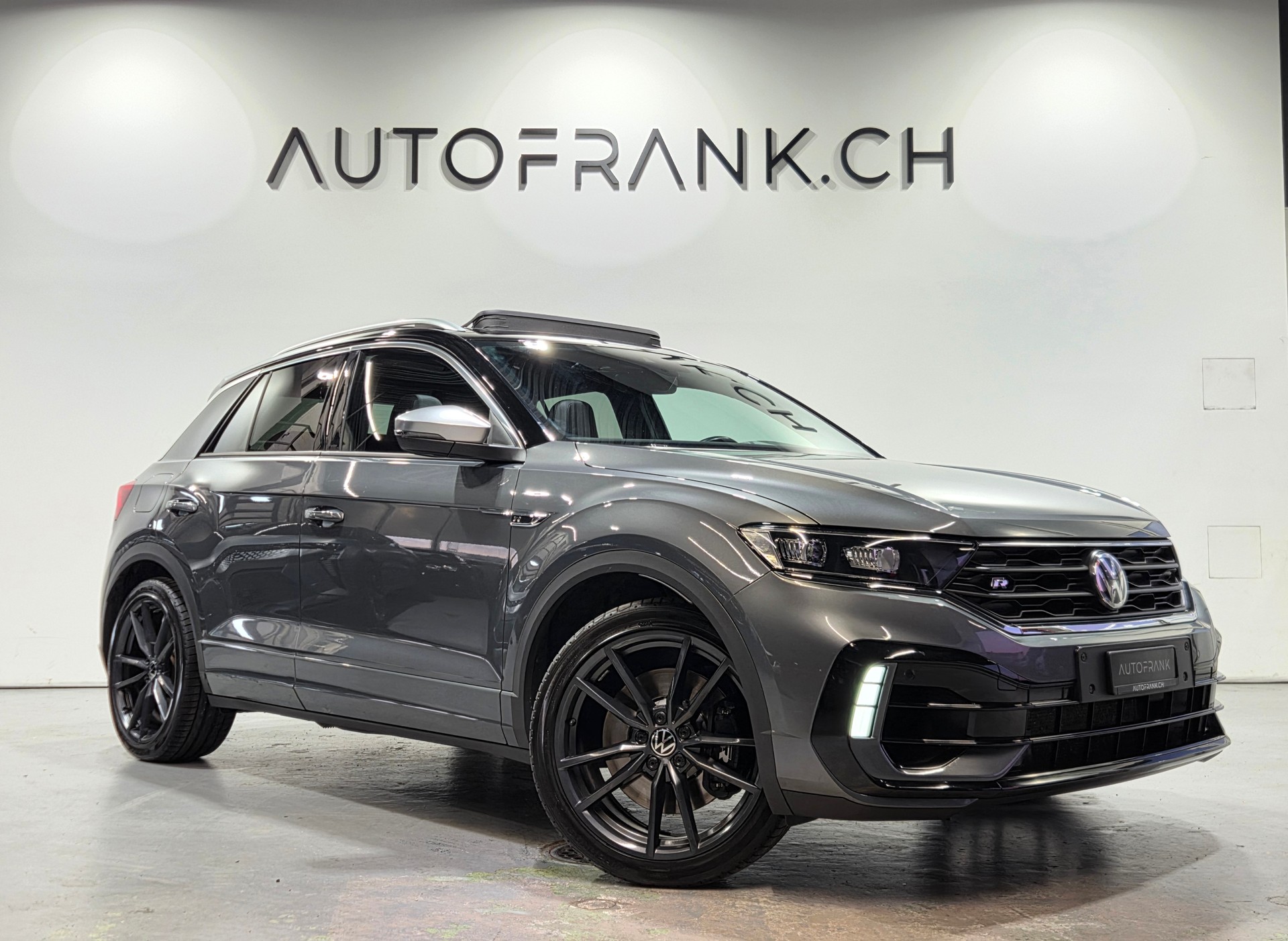 VW T-Roc 2.0 TSI R DSG 4motion-image-16