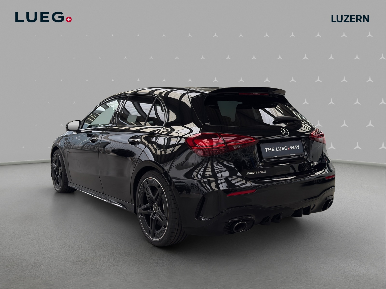 MERCEDES-BENZ A AMG 35 4Matic 8G-DCT-image-2