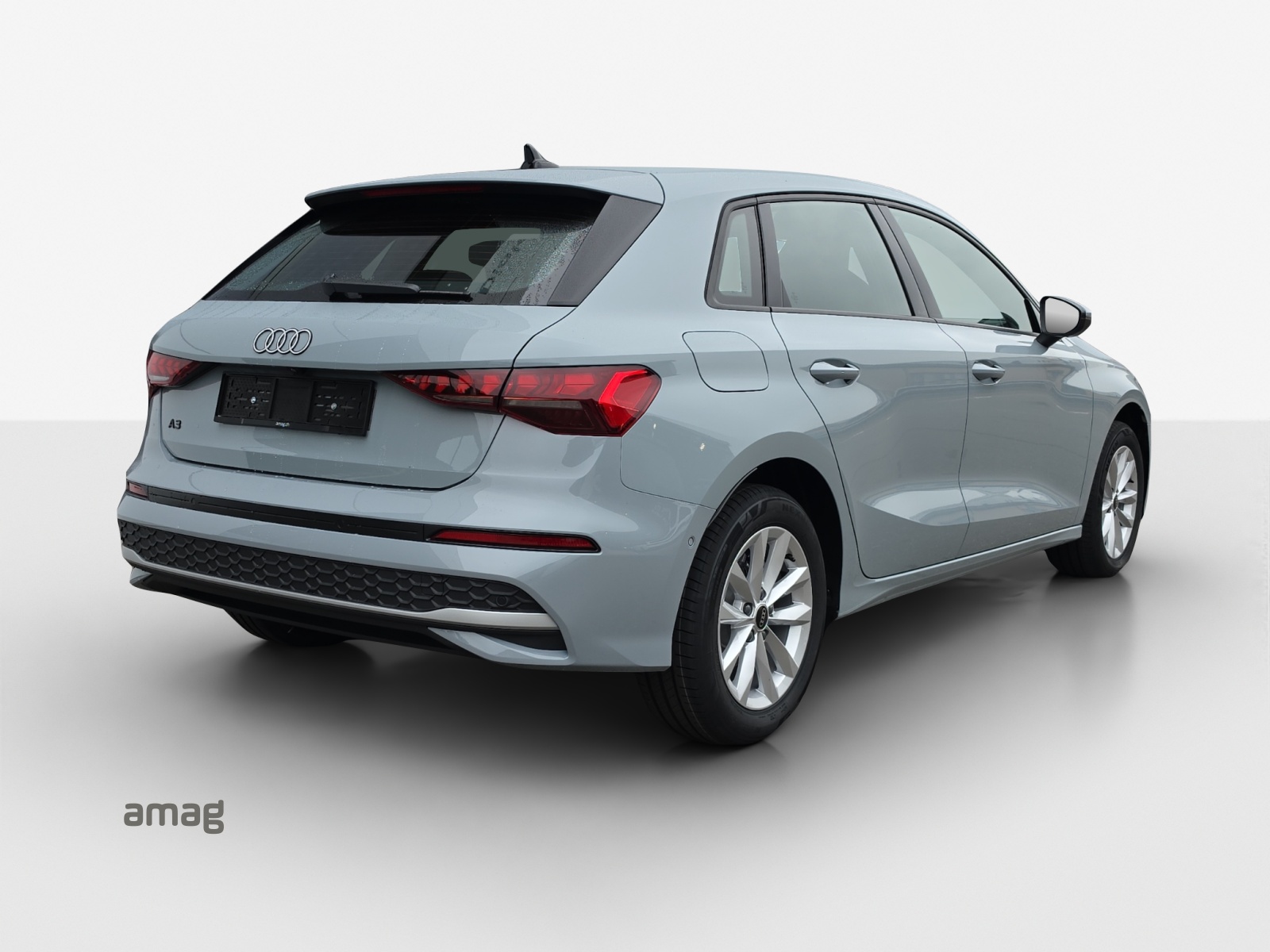 AUDI A3 Sportback TFSI 85 kW Ambition S-tronic-image-4