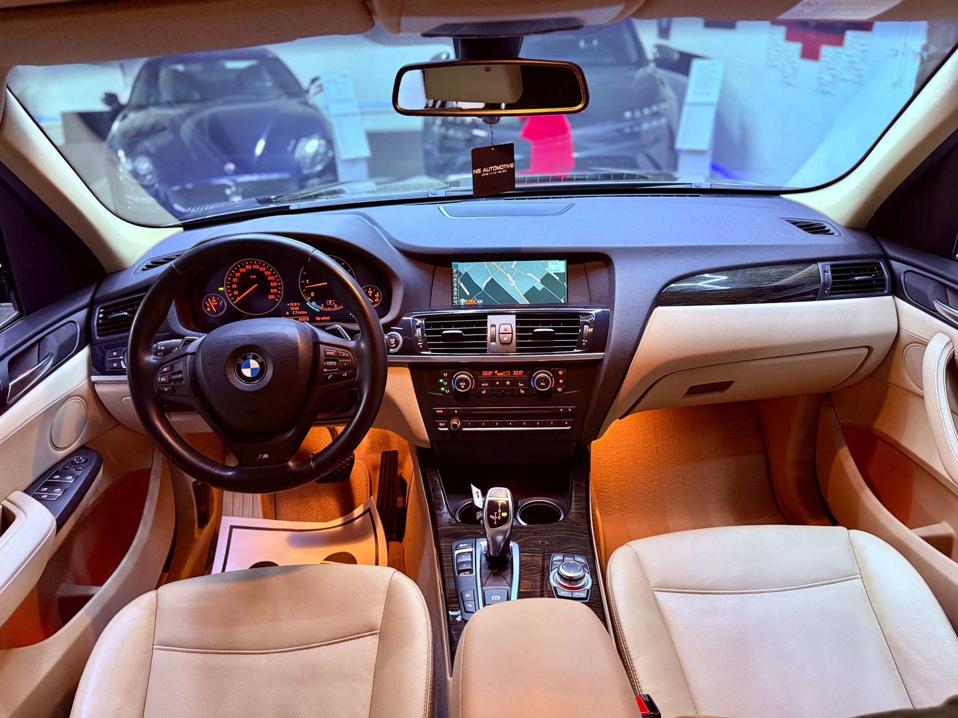 BMW X3 xDrive 35d Steptronic M Sportpaket-image-14