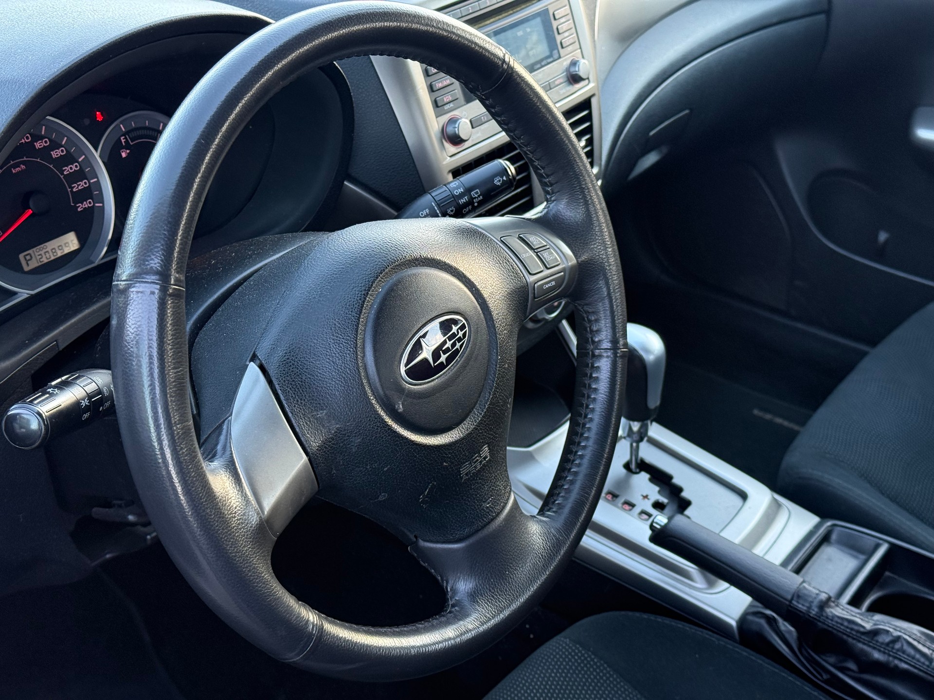 SUBARU Impreza 1.5R Swiss Automatic-image-10