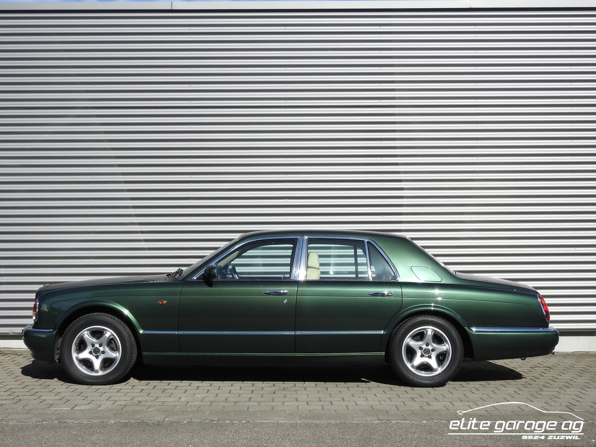 BENTLEY Arnage Green Label-image-2