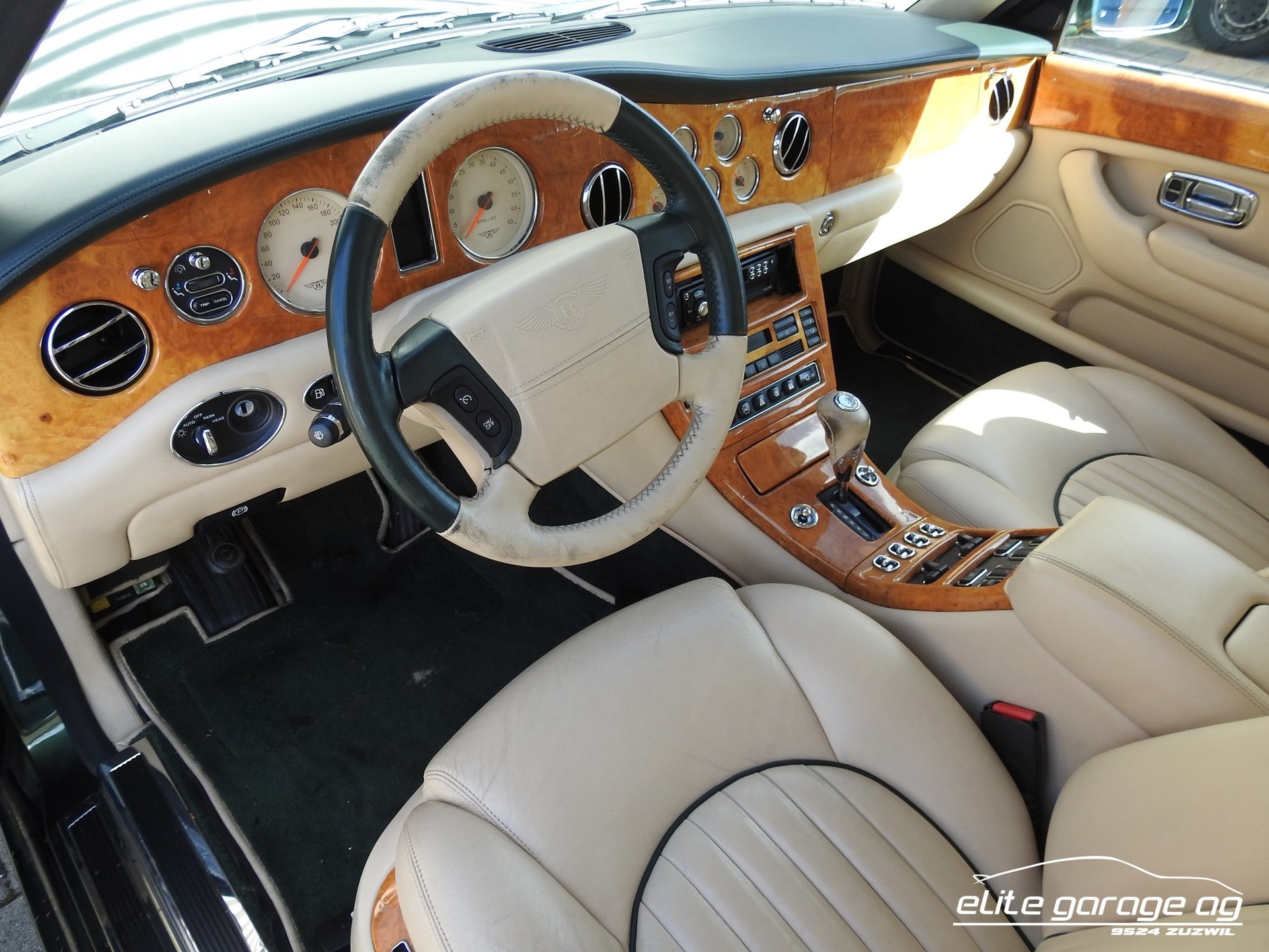 BENTLEY Arnage Green Label-image-7